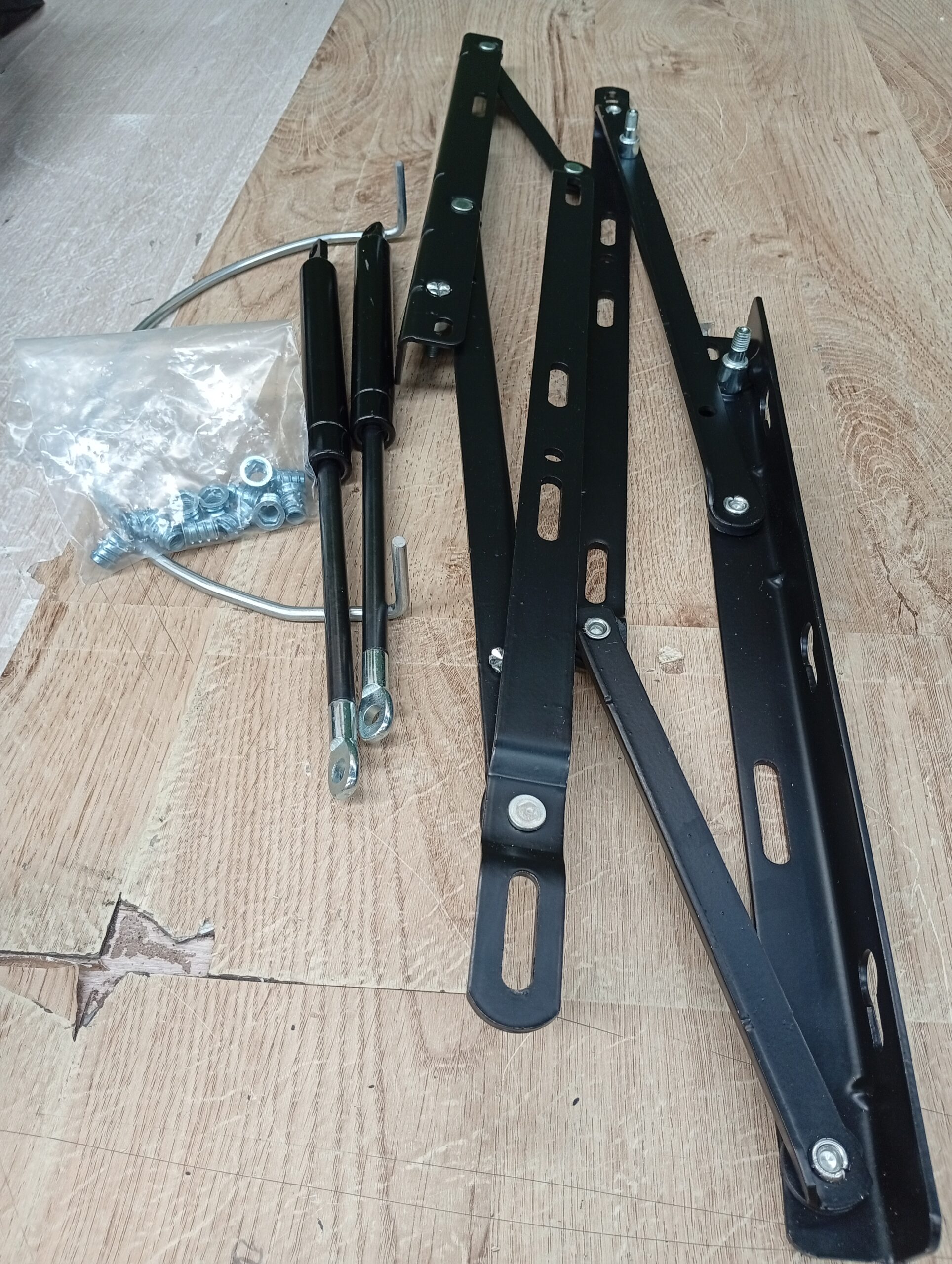 Juego de mecanismos elevables - Sistema Frontal 135 cm - EMUCA - Imagen 3