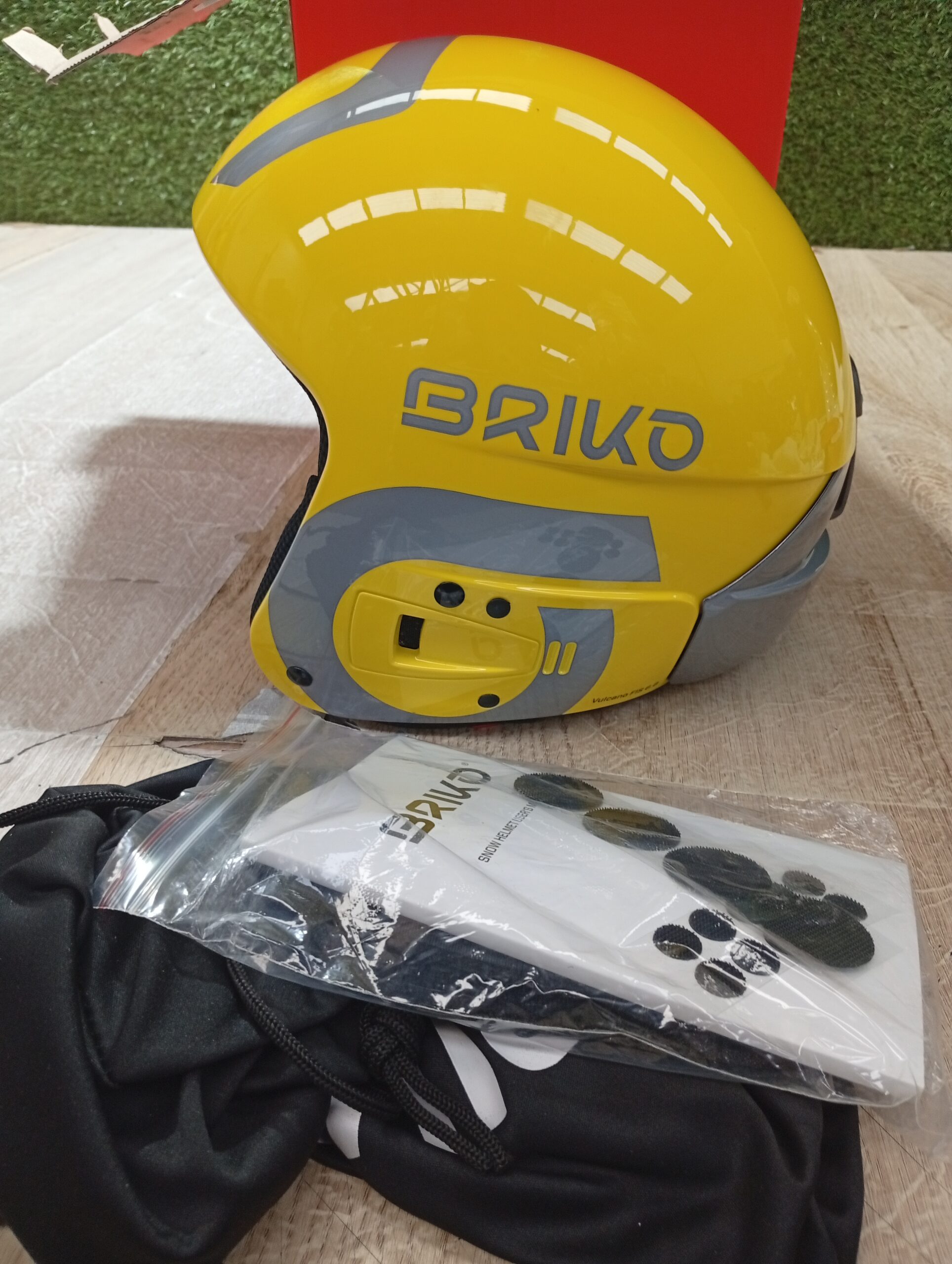 Casco - Vulcano Fis 6.8 M (52-58) - Briko - Imagen 3
