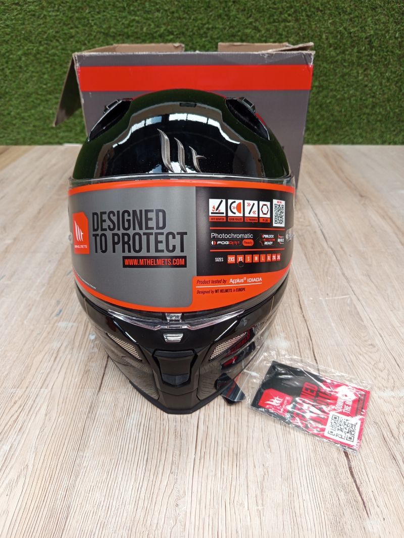 Casco MT Helmets Revenge 2 Negro brillante. - Imagen 4