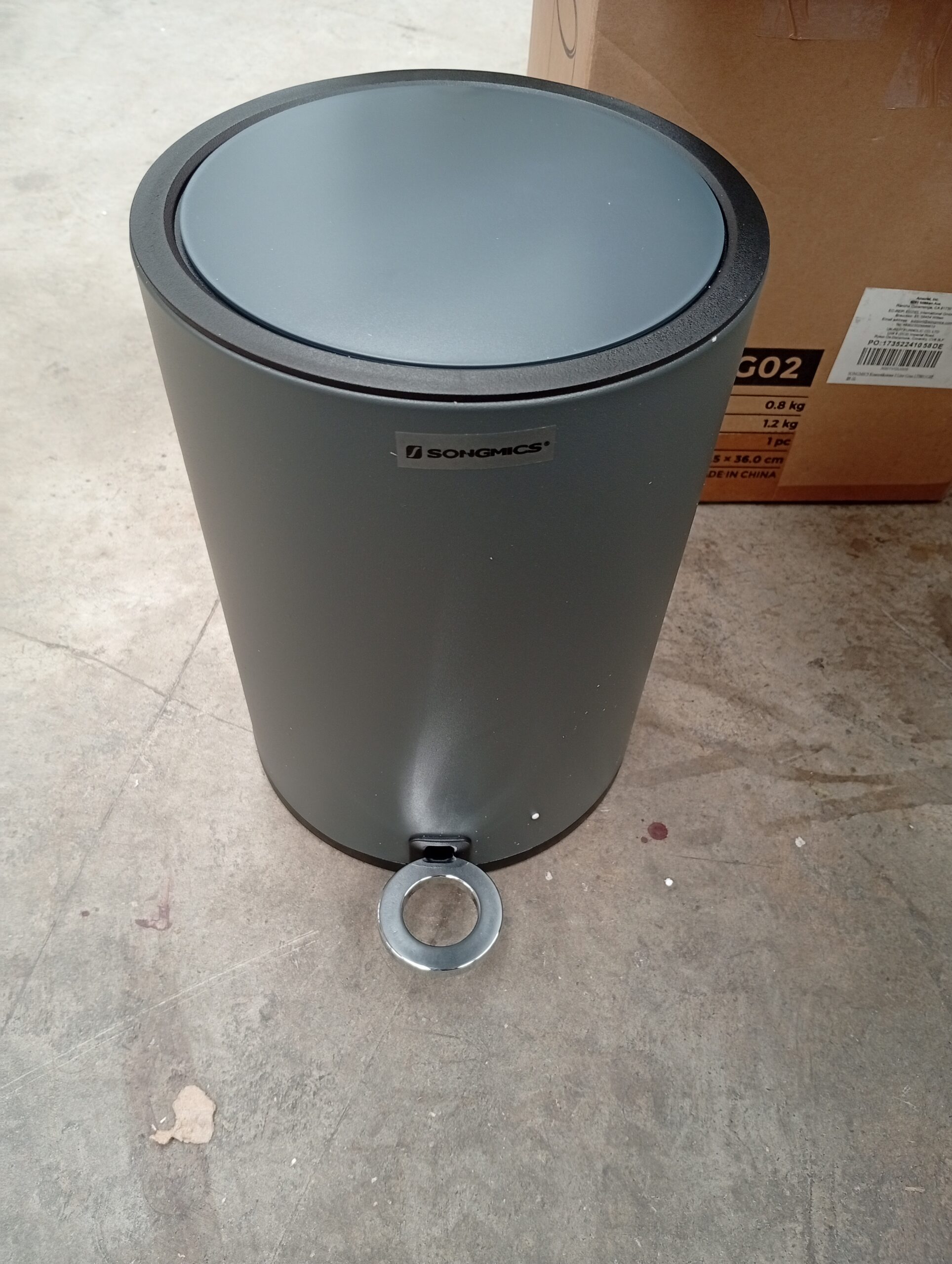 Cubo de basura - LTB011G02 - SONGMICS. - Imagen 4