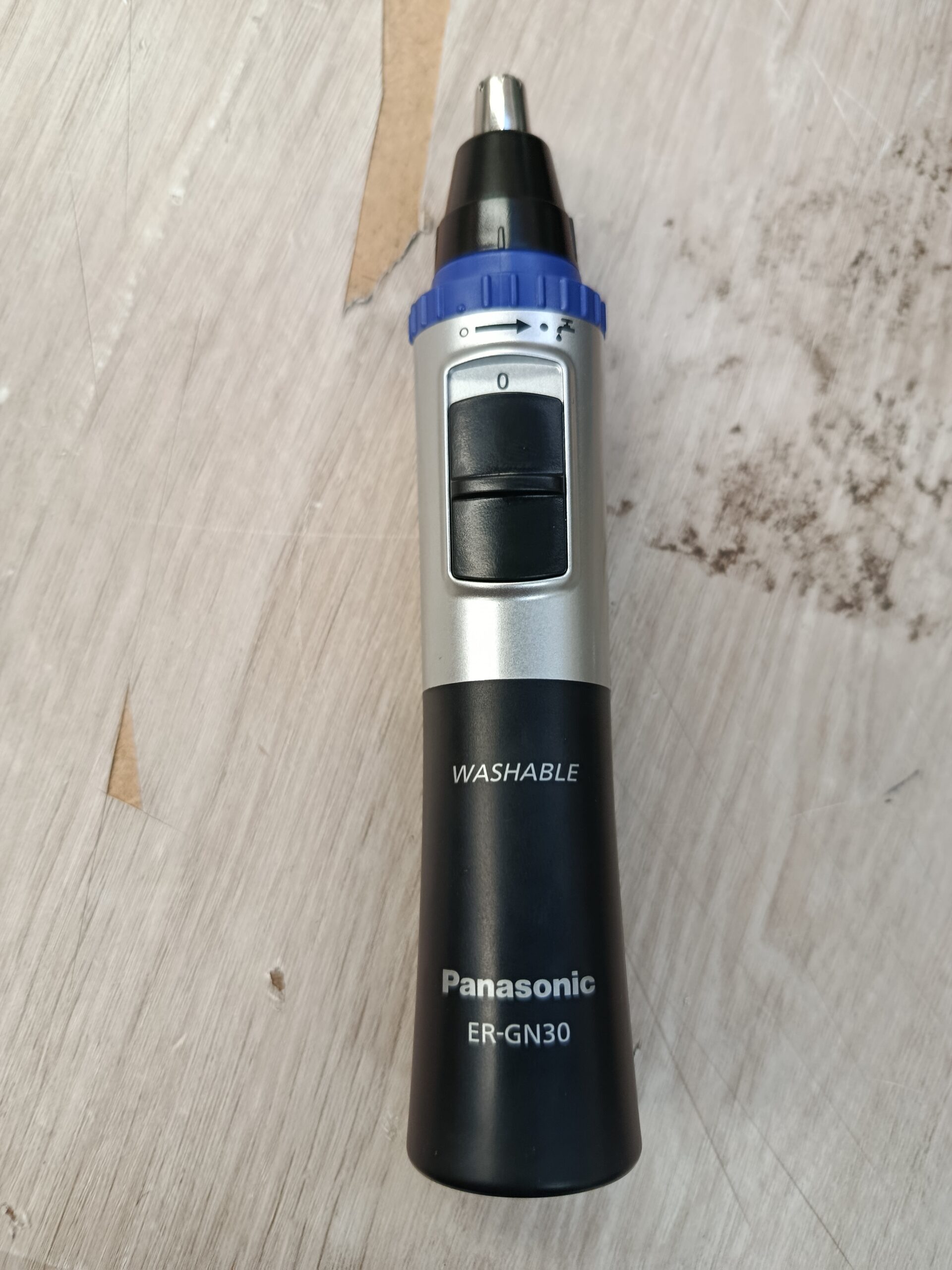 Panasonic ER-GN30-K503 Recortadora De Vello Facial - Imagen 2