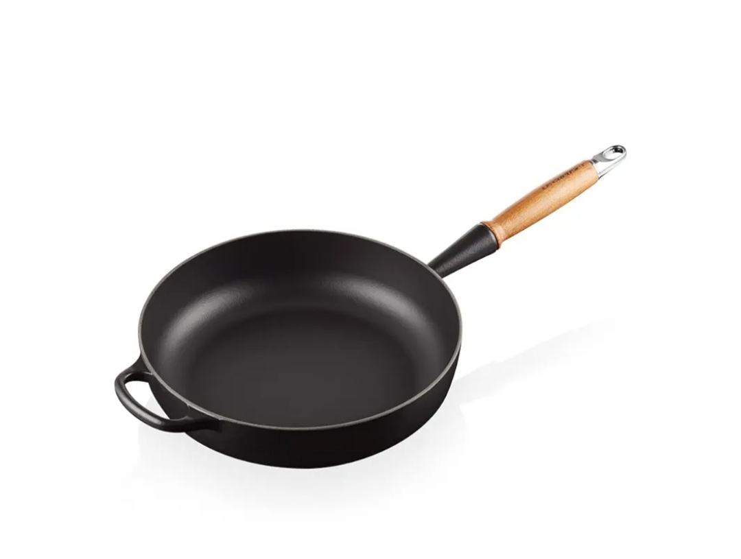 Le Creuset Sartén Signature con mango de madera