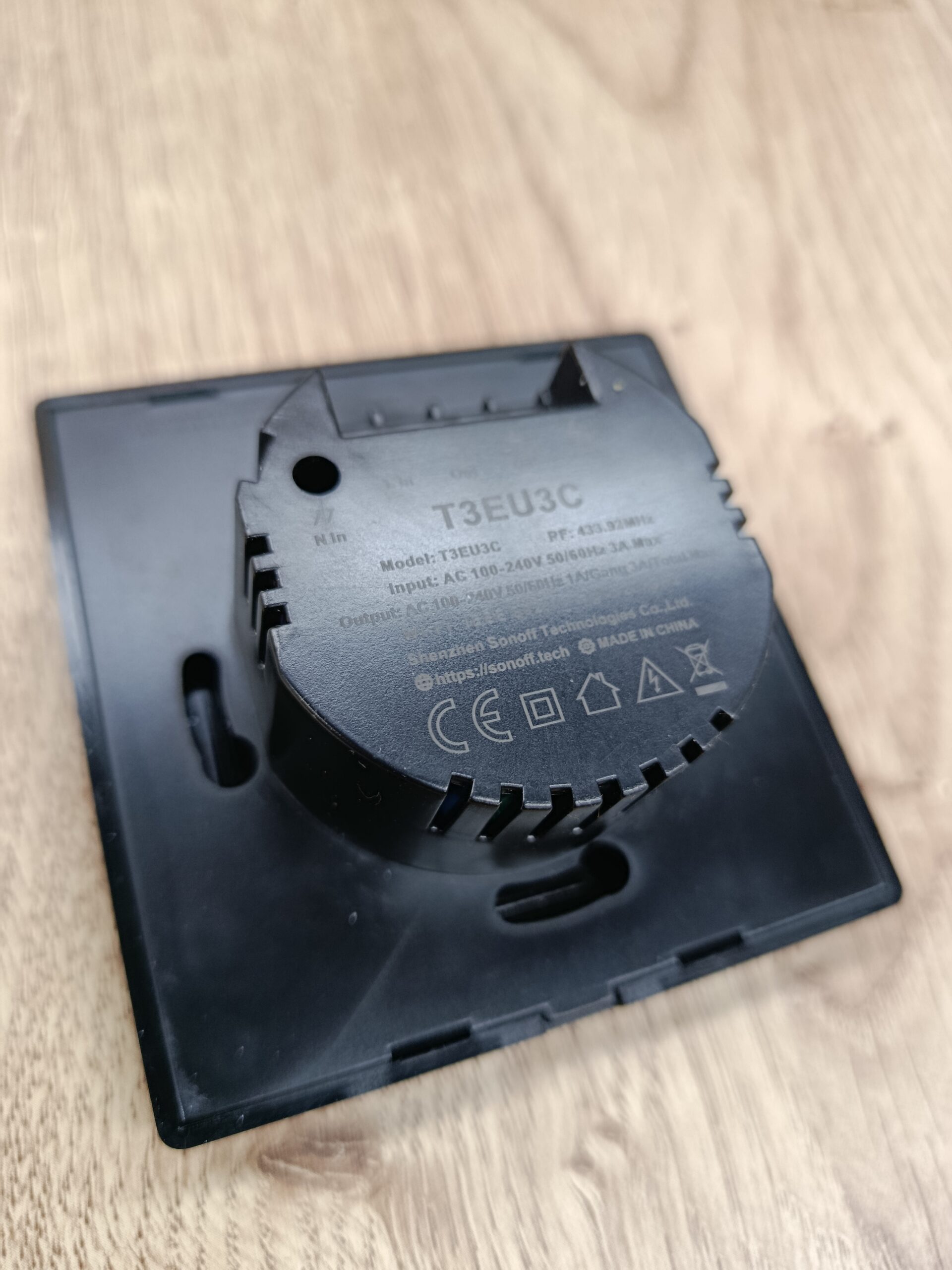 SONOFF T3EU3C Interruptor Inteligente - Imagen 5