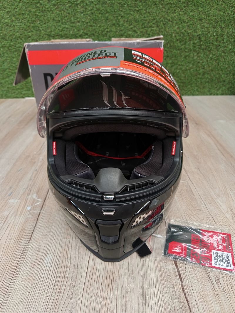 Casco MT Helmets Revenge 2 Negro brillante. - Imagen 6