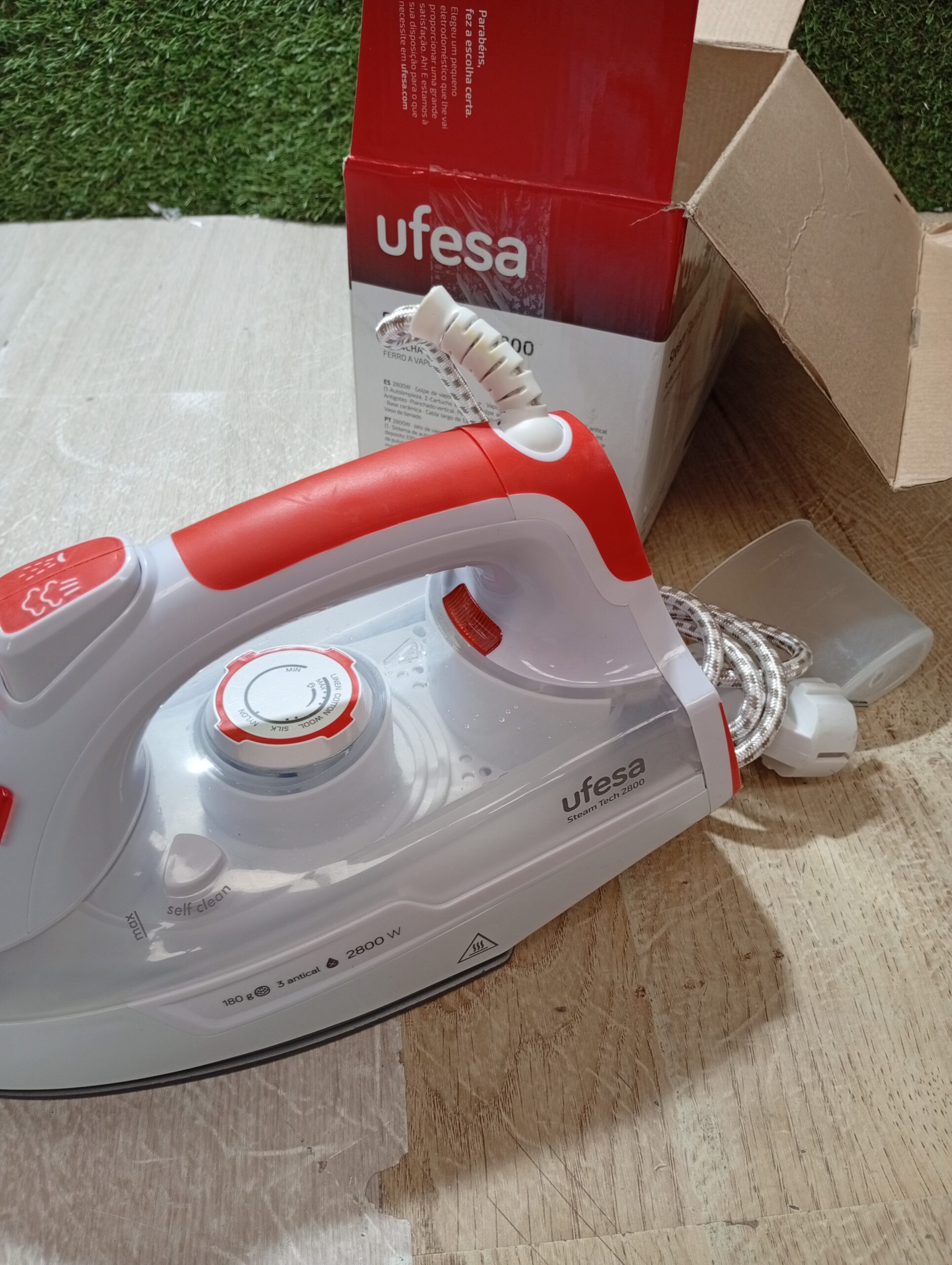 Plancha Vapor Vertical - Tech 2800 - Ufesa - Imagen 6