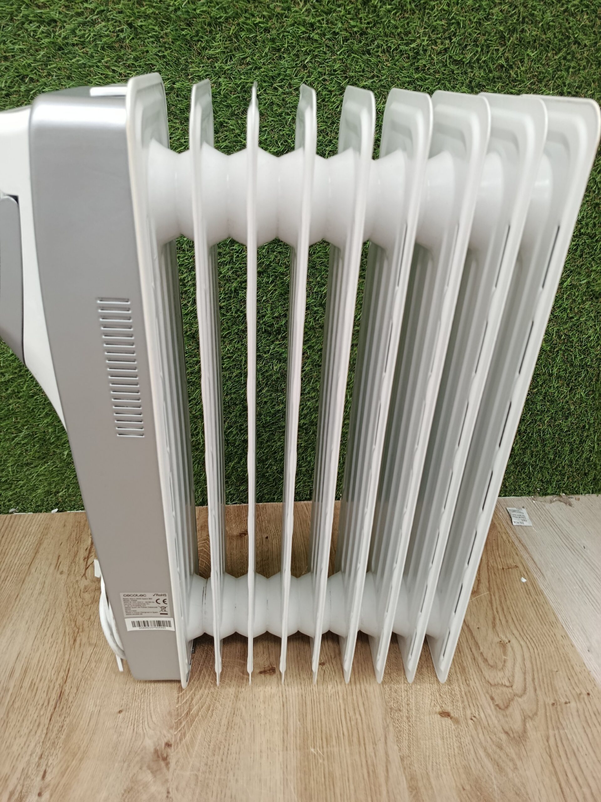 Cecotec Radiador Electrónico de Aceite ReadyWarm 9000 - Imagen 8