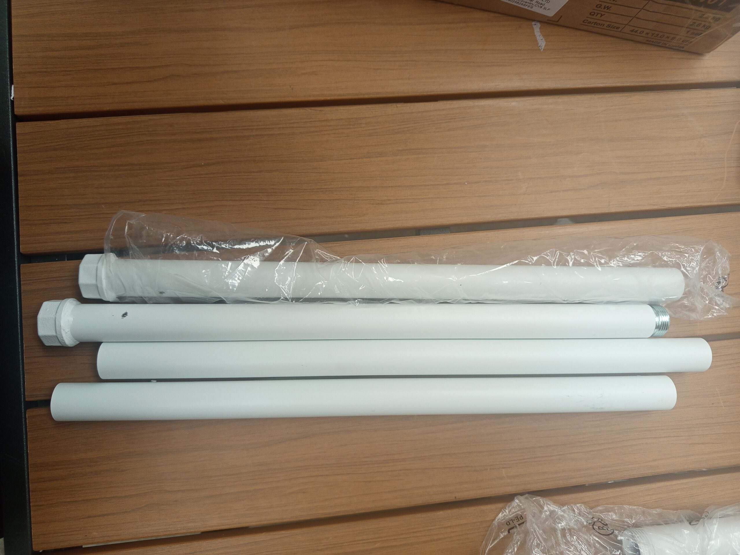 SONGMICS HSR104W01 Perchero de Pared, Colgador de Pared, Estilo Industrial. - Imagen 4