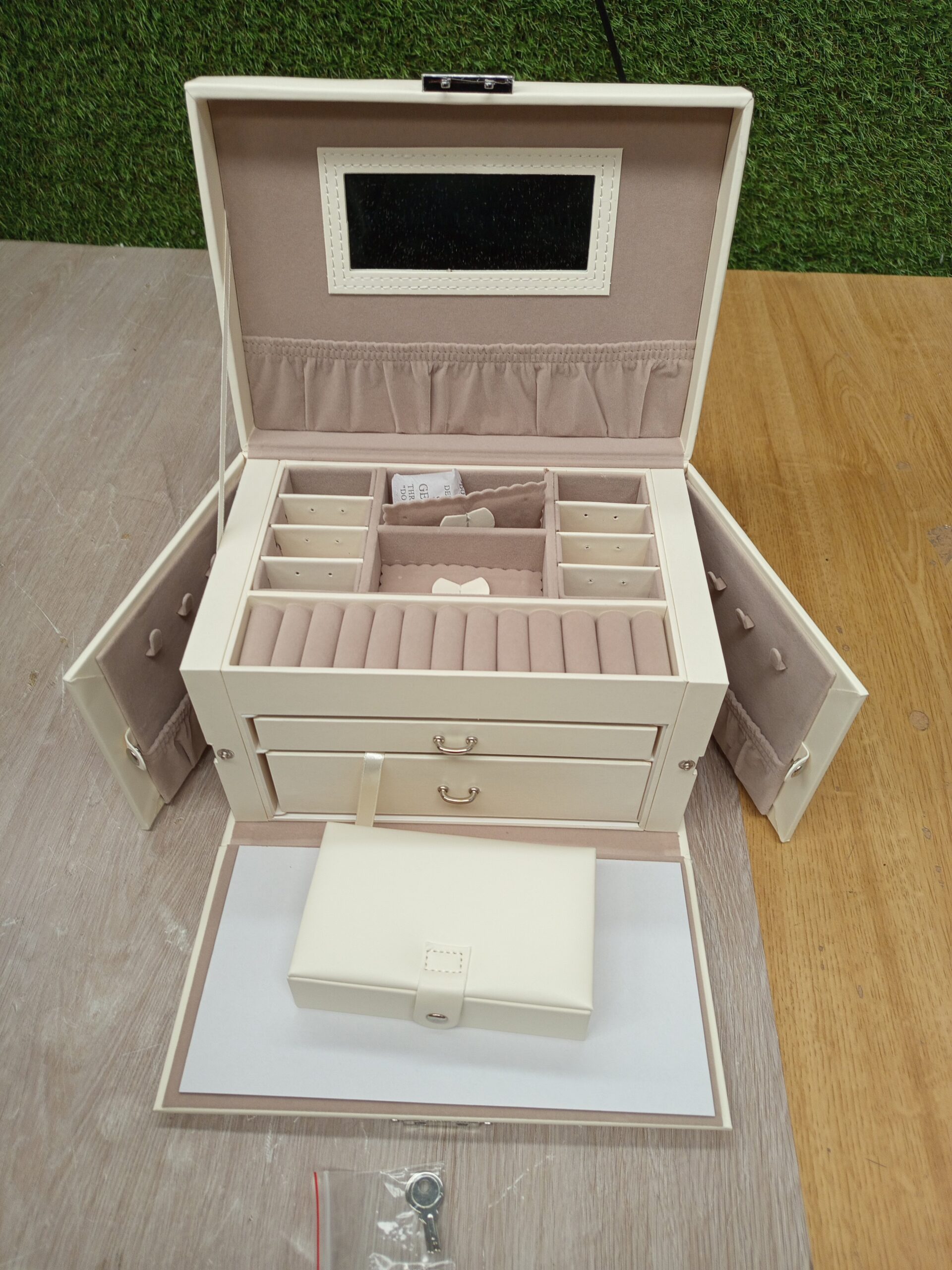 SONGMICS - Caja Joyero de 3 Niveles - JBC121W - Imagen 5