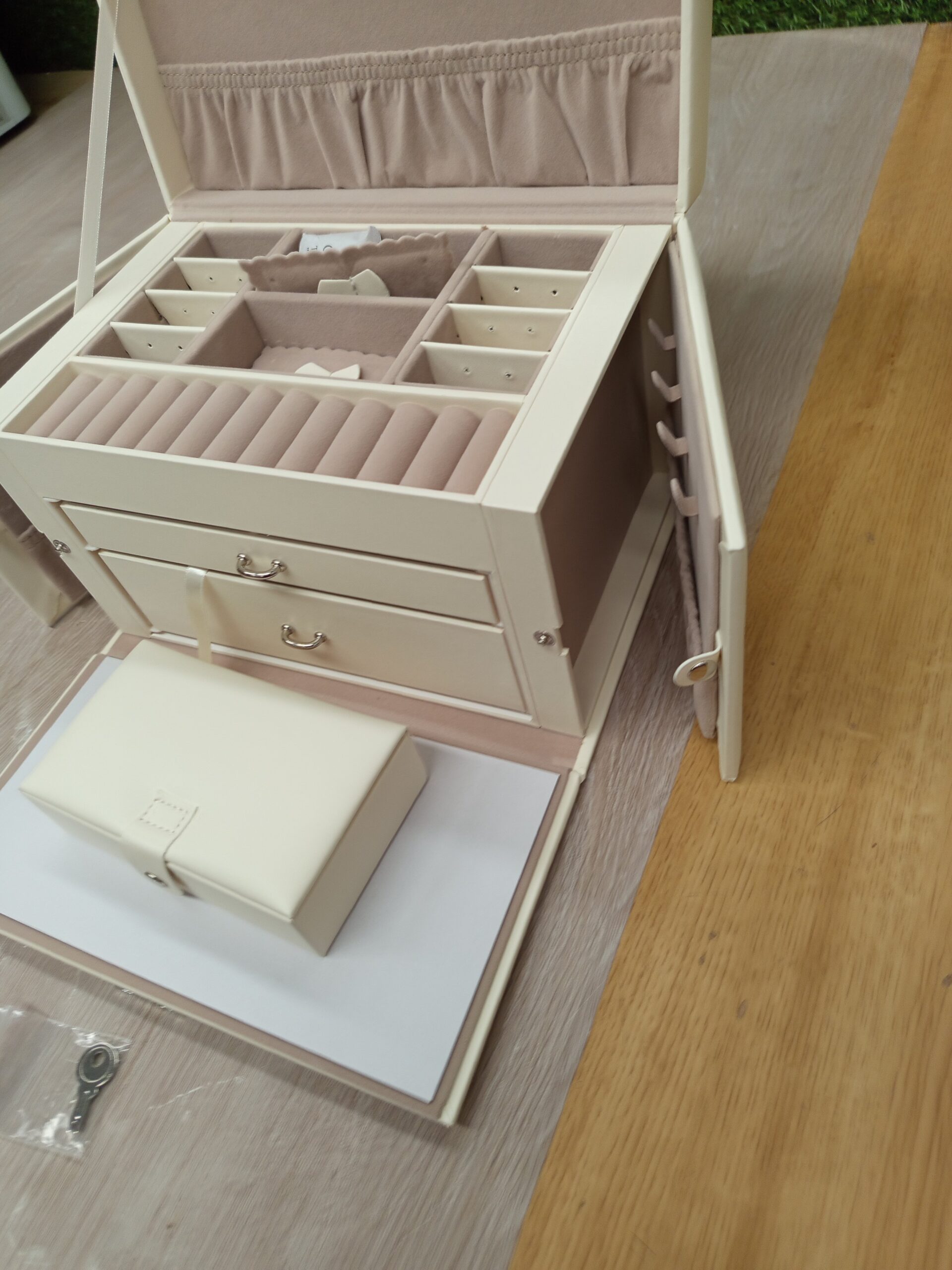 SONGMICS - Caja Joyero de 3 Niveles - JBC121W - Imagen 6