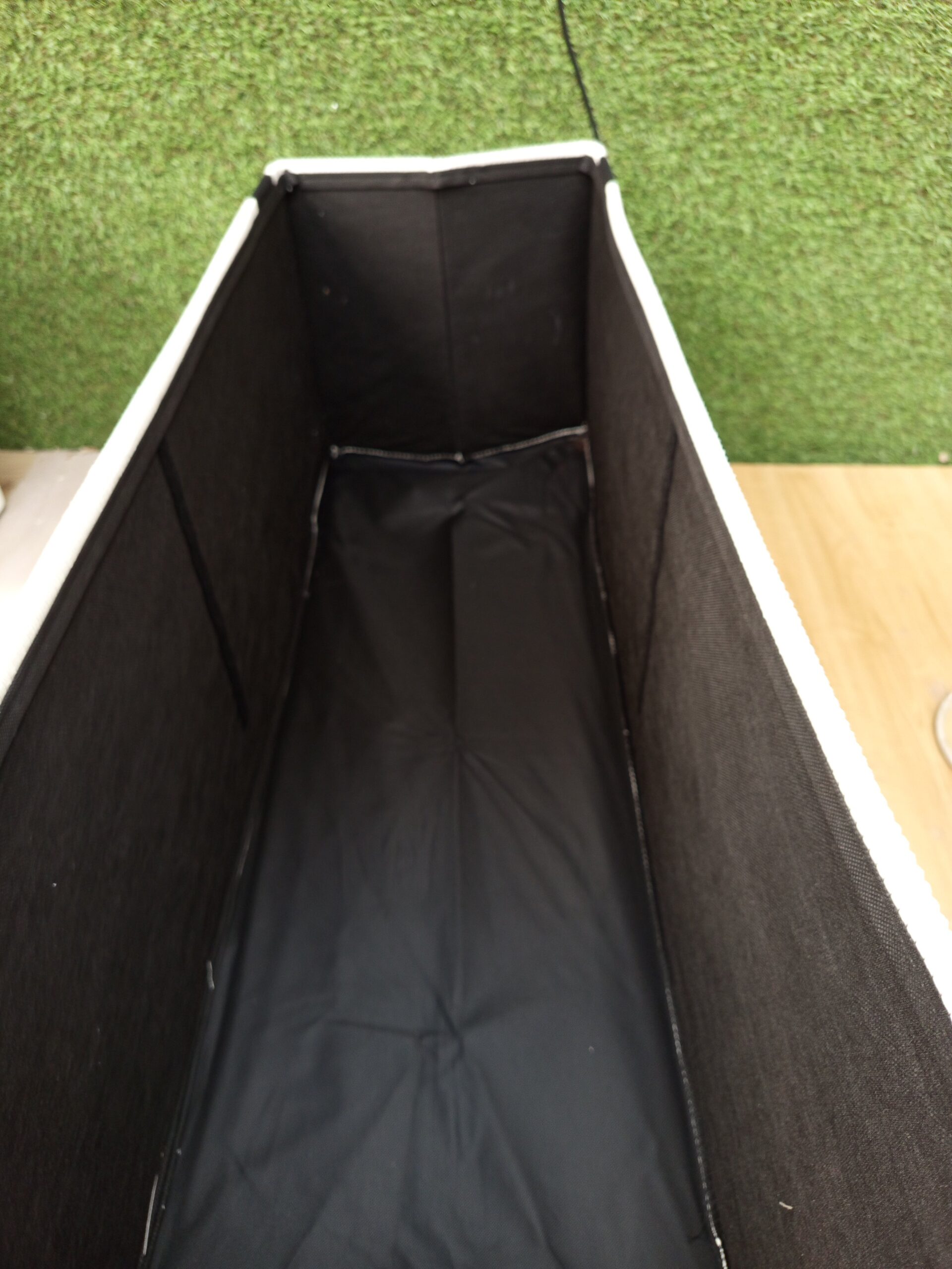 SONGMICS - Reposapiés con Almacenamiento - LSF604W01. - Imagen 6