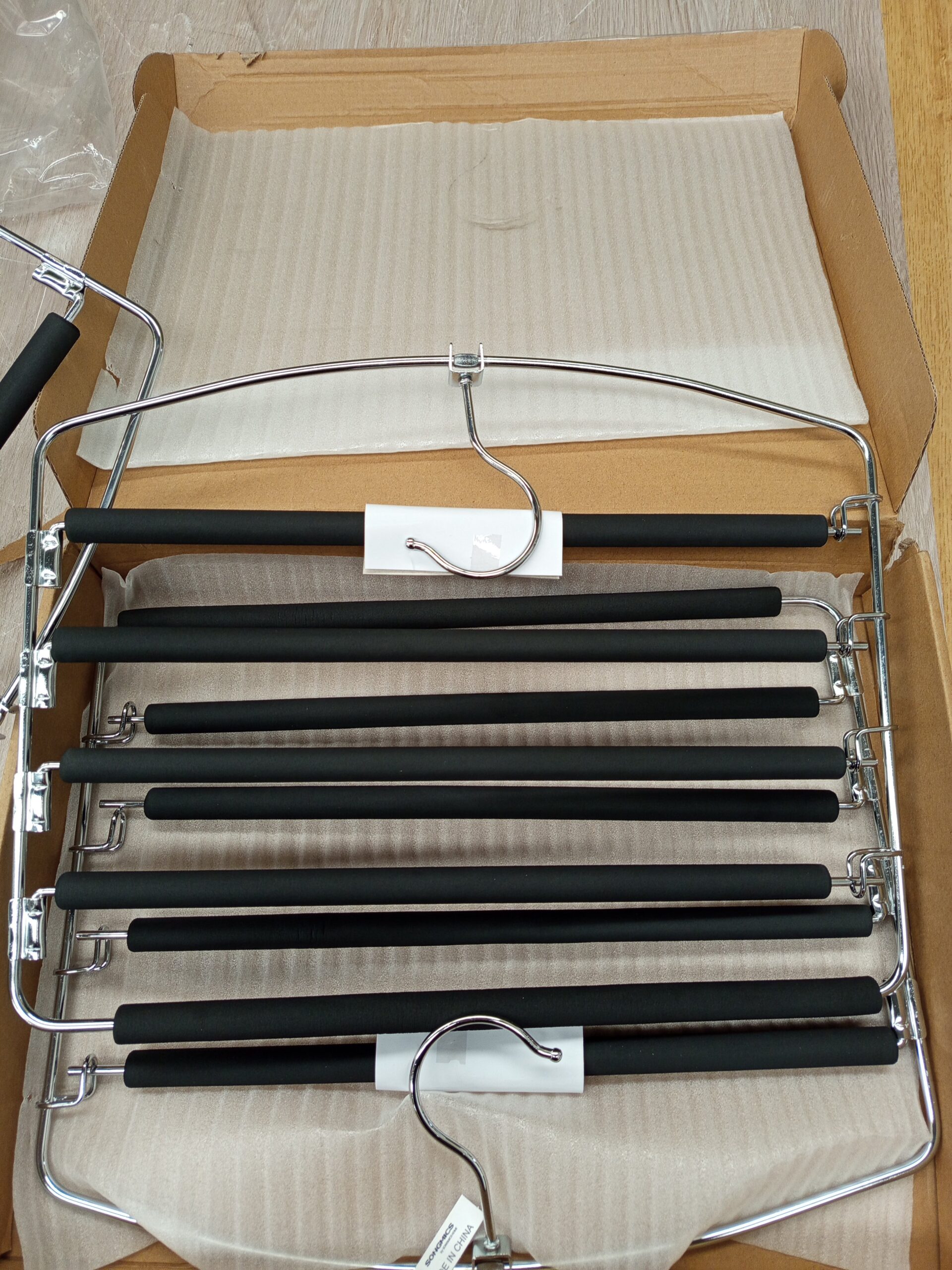 SONGMICS Perchas para Pantalones CRI041BK. - Imagen 4