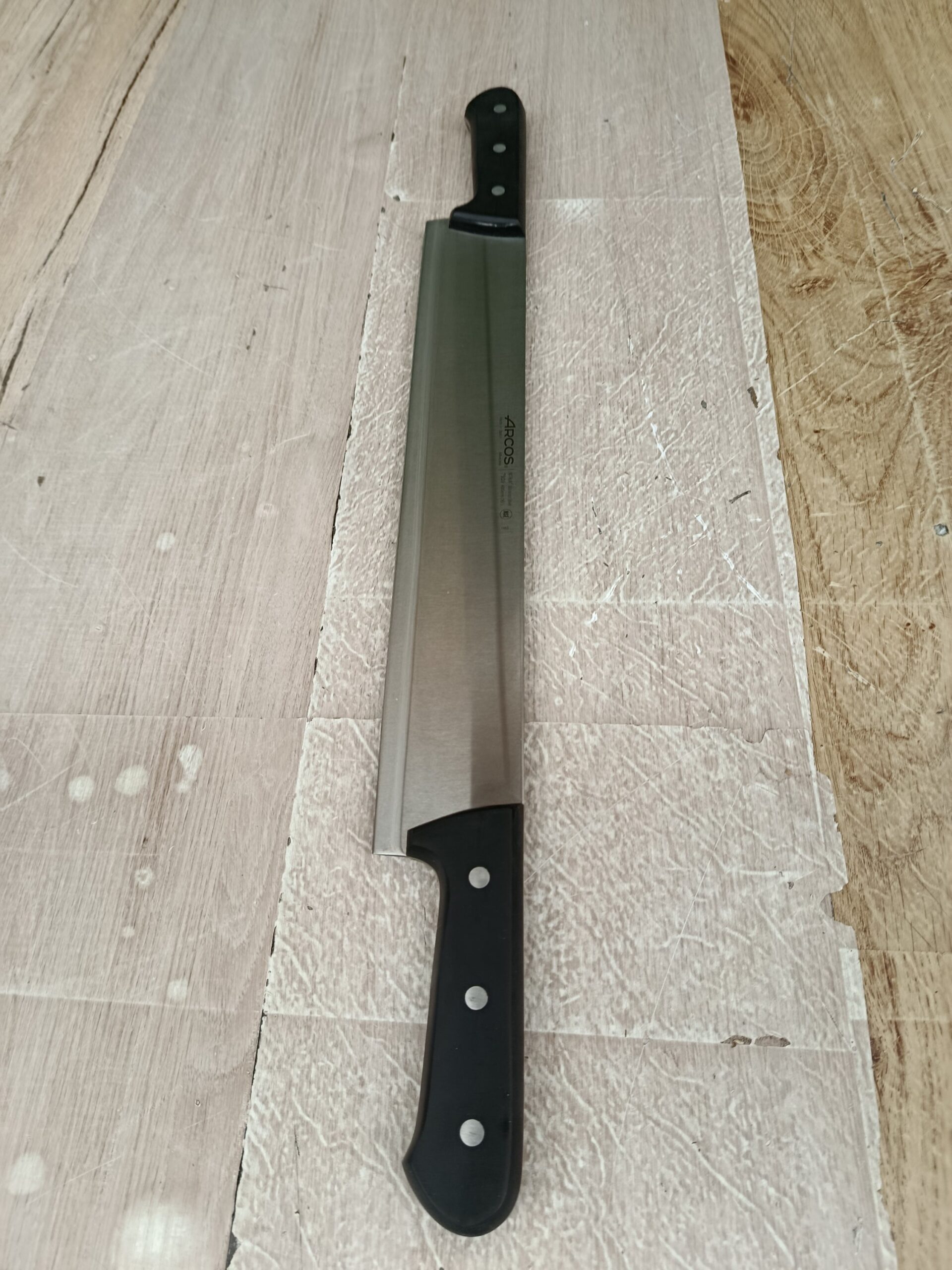Cuchillo queso con Acero Inoxidable - 1150 gr. - Arcos. - Imagen 3