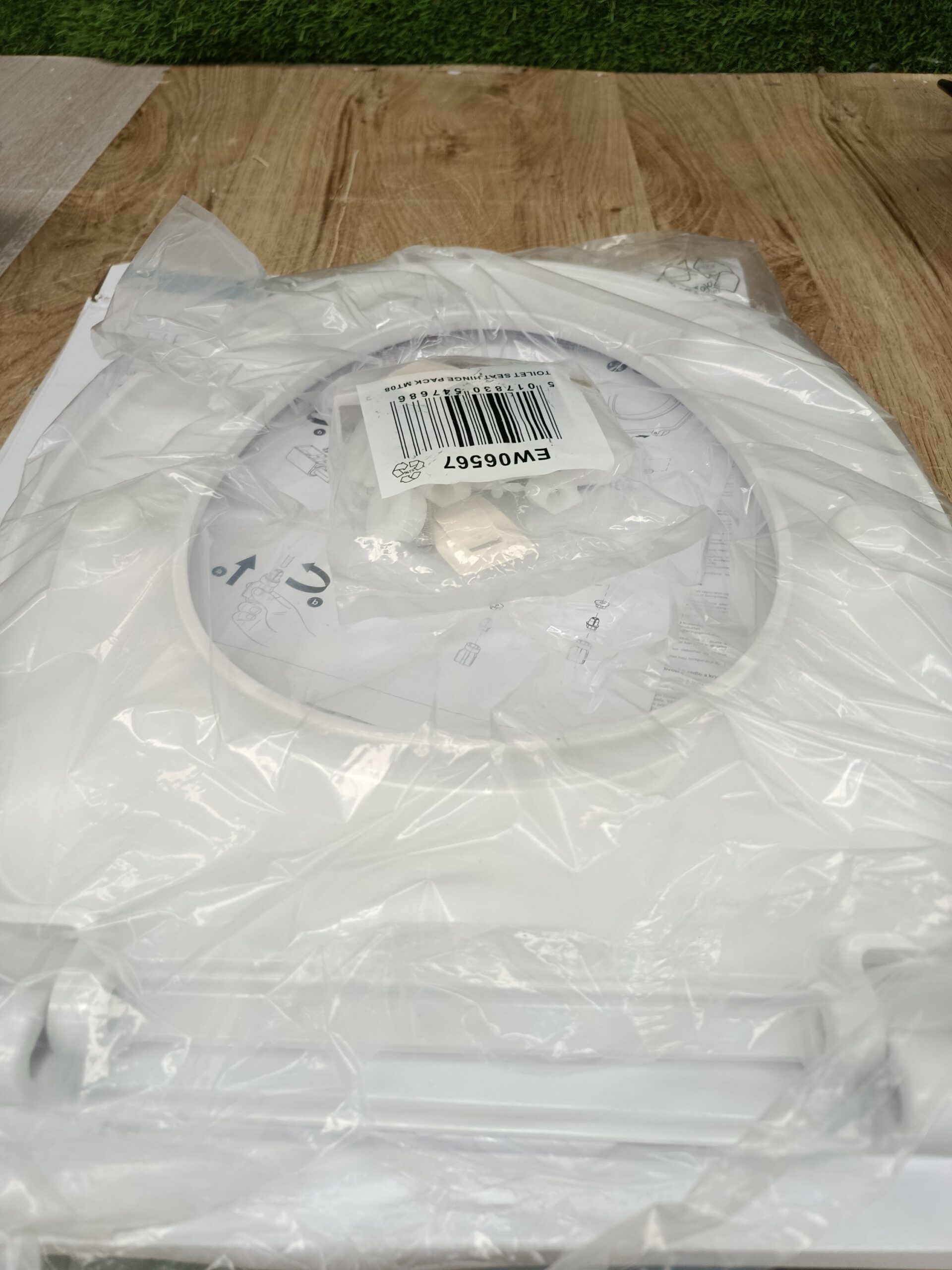 Tapa WC - 365x445x40 mm Tirso - Ideal Standard - Imagen 6