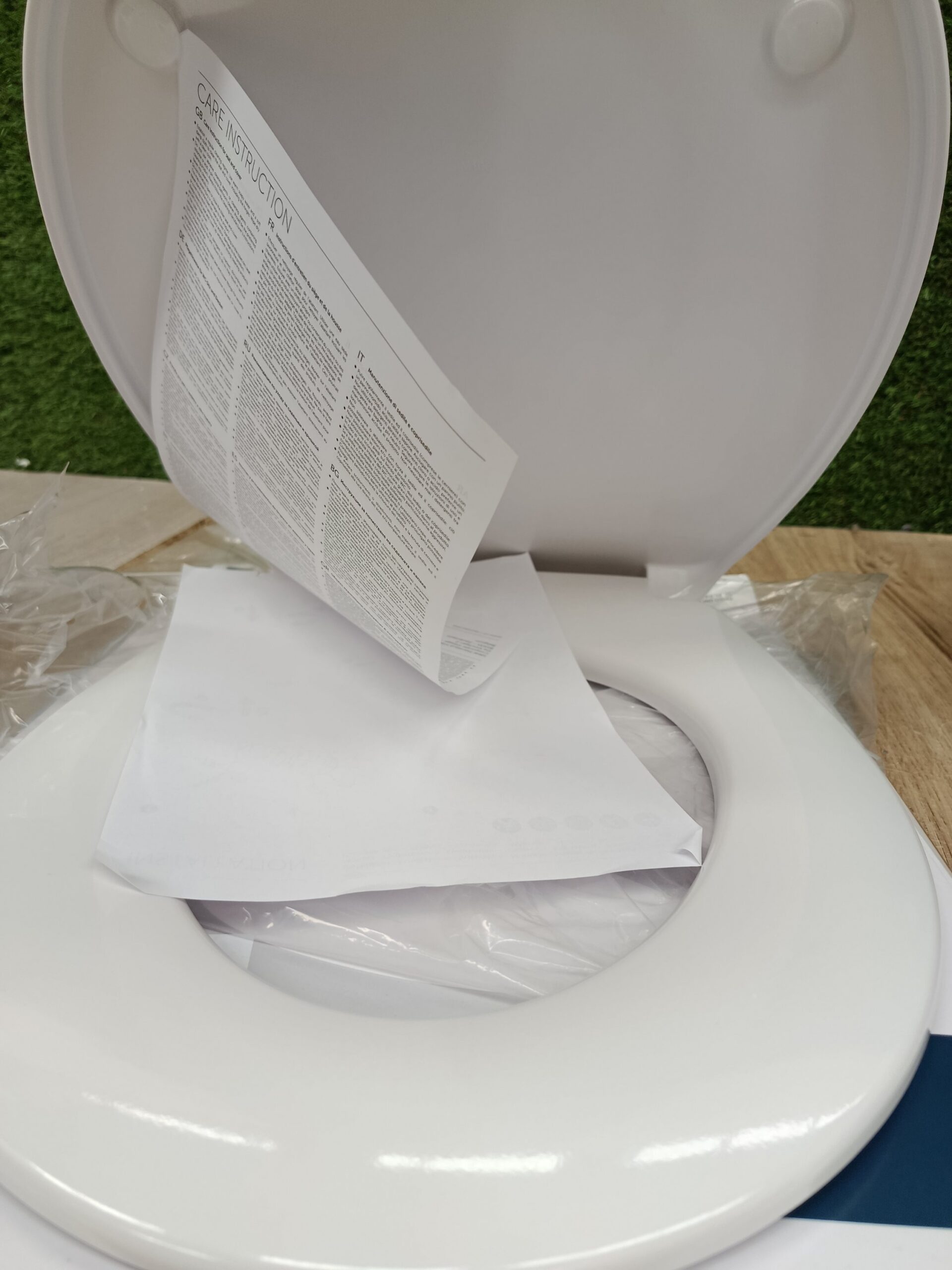 Tapa WC - 365x445x40 mm Tirso - Ideal Standard - Imagen 3