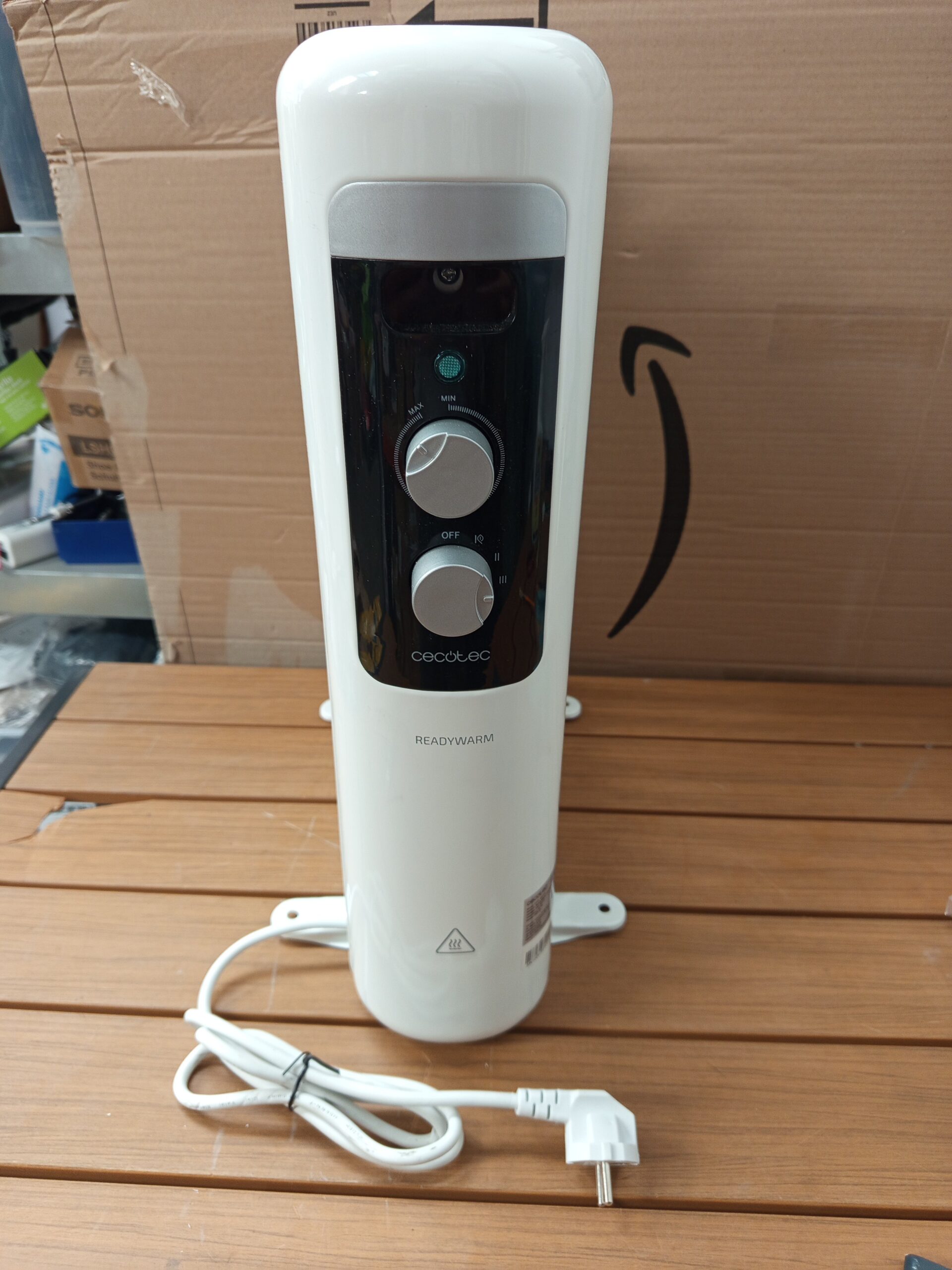 ReadyWarm 11050 Space White. Radiador Eléctrico de Aceite 2500w. - Imagen 8