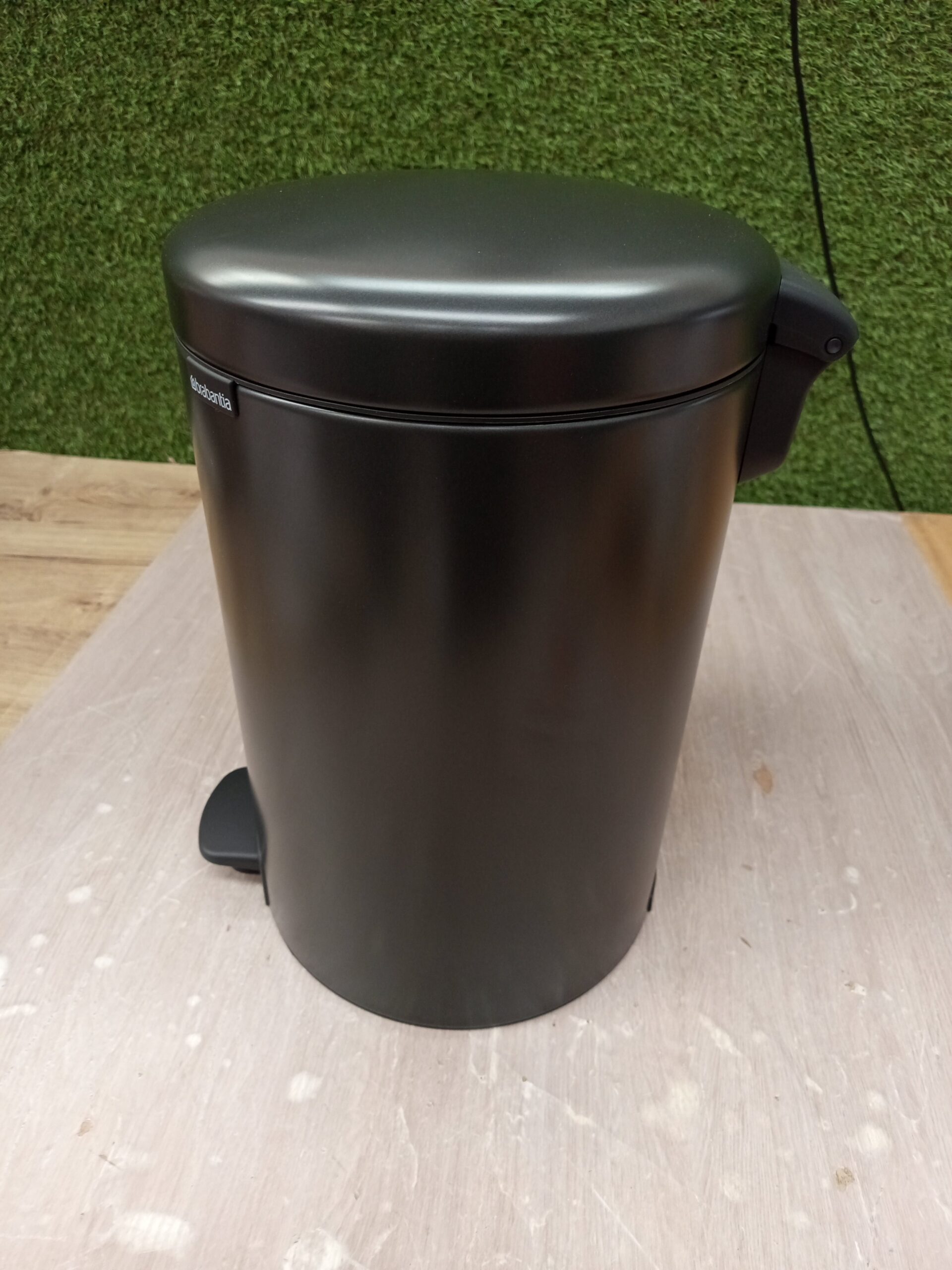 Brabantia NewIcon - Cubo de basura de pedal - Imagen 4