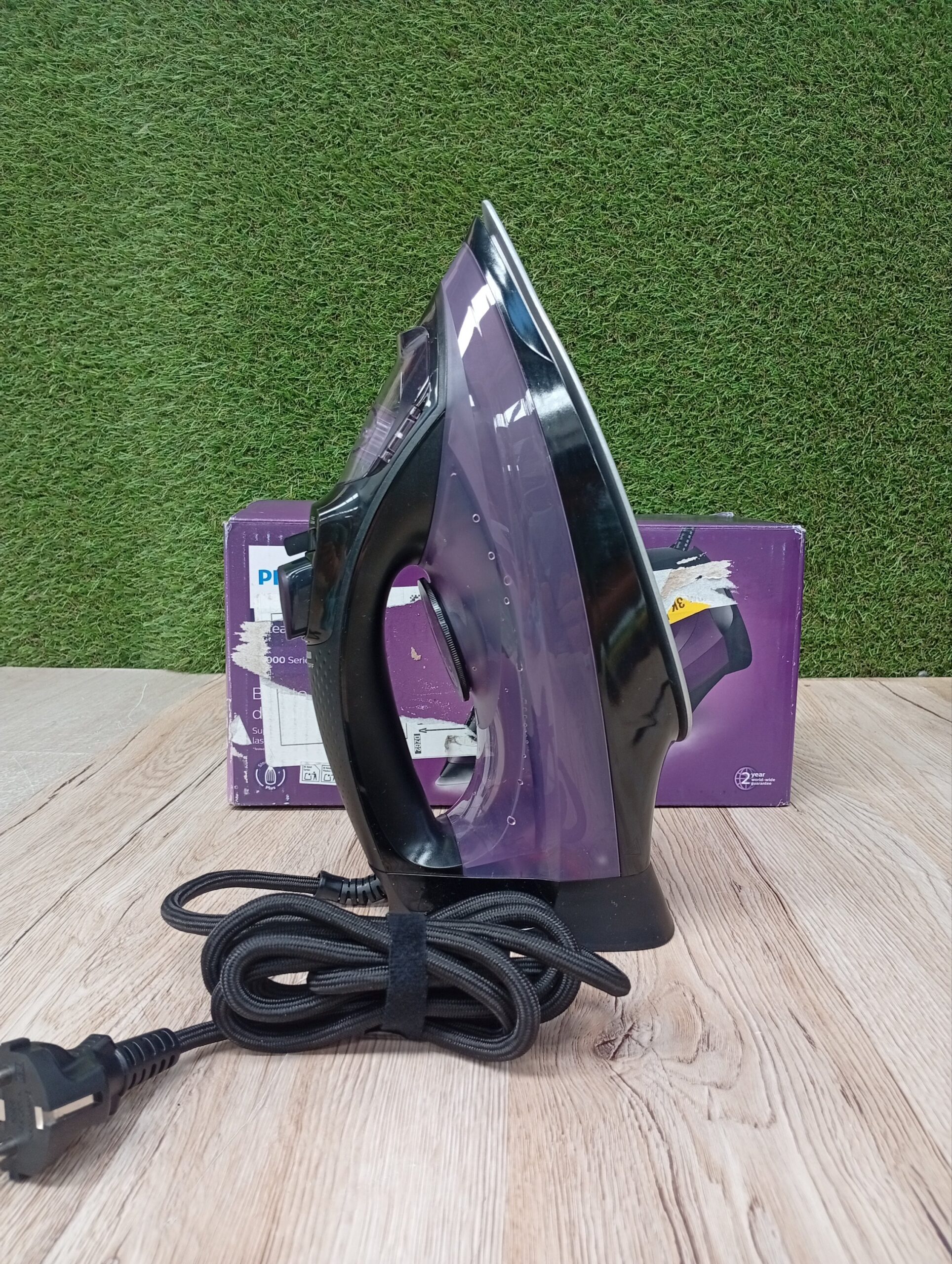 Plancha de Vapor Serie 5000 2400W de Potencia, 45g/min - Negro/Púrpura - Philips - Imagen 4