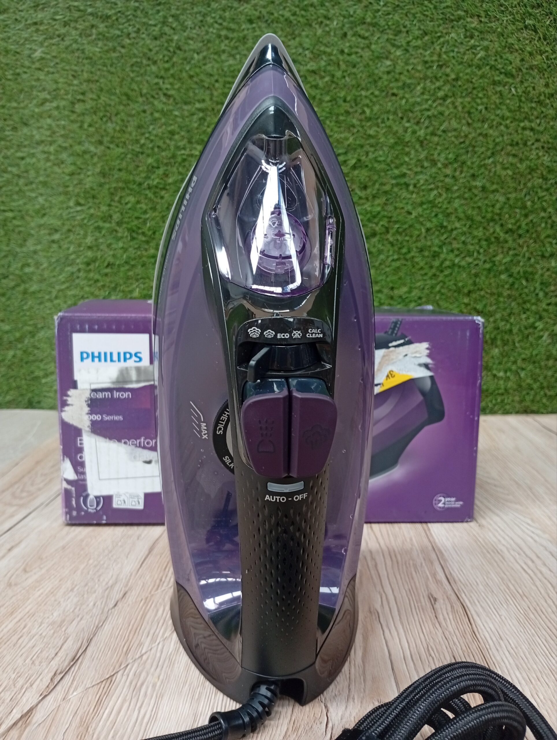 Plancha de Vapor Serie 5000 2400W de Potencia, 45g/min - Negro/Púrpura - Philips - Imagen 5