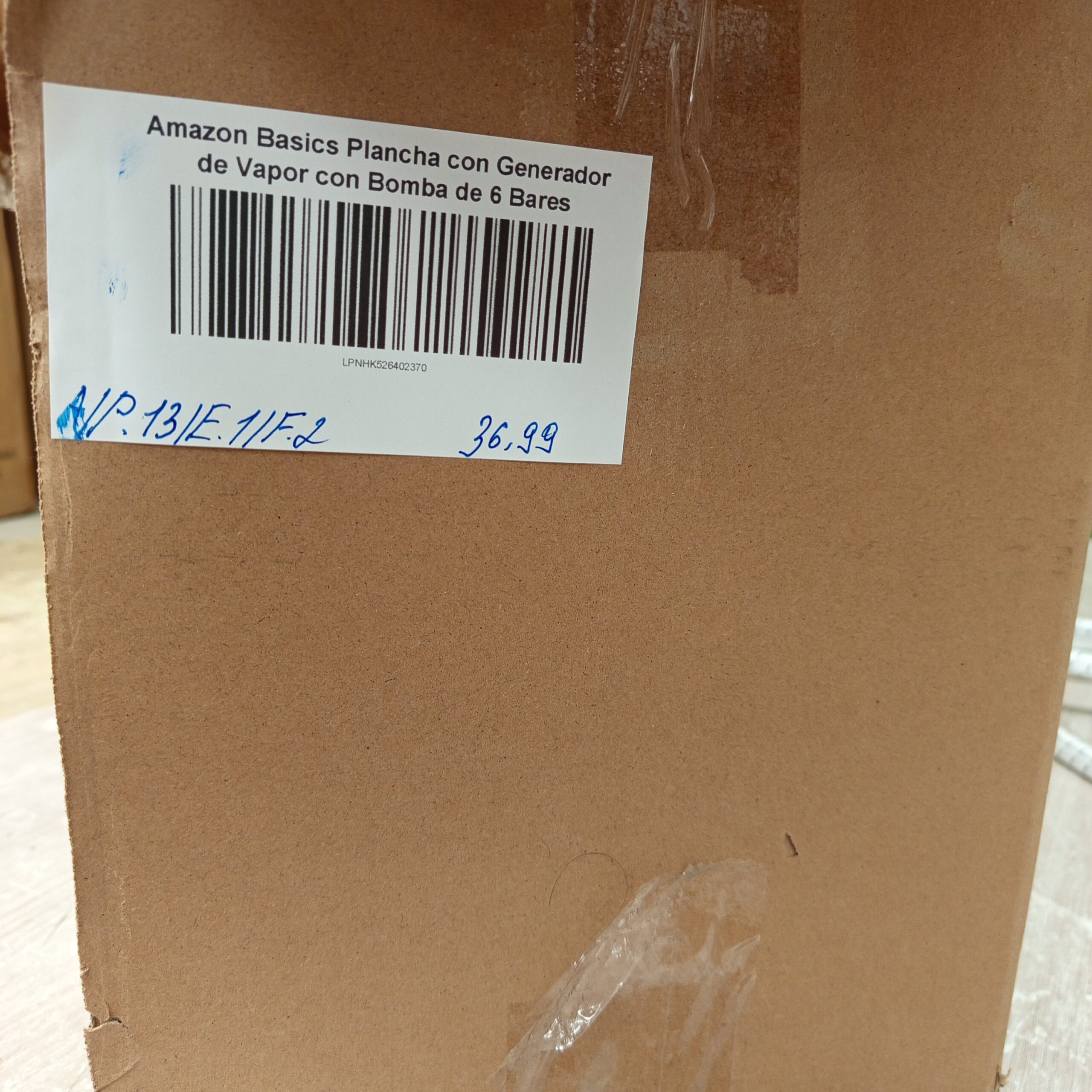 Plancha con Generador de Vapor - Amazon Básics - Imagen 8