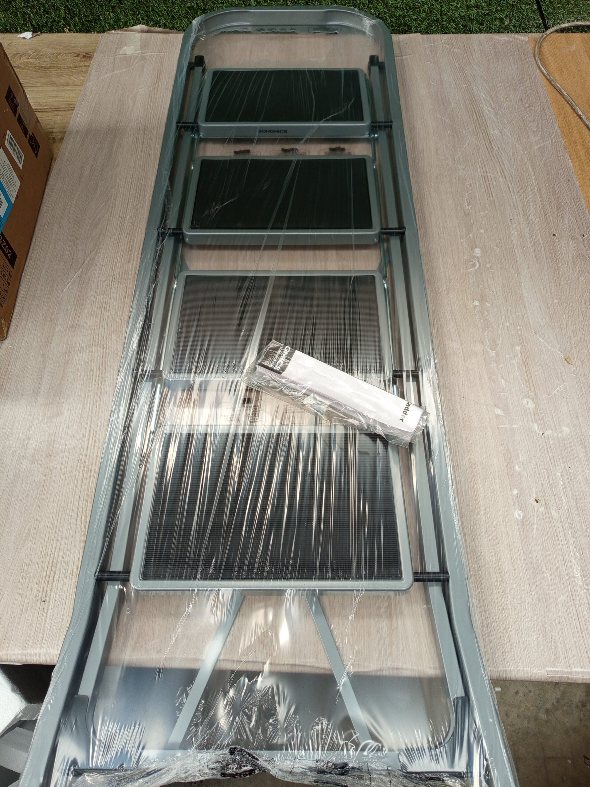 SONGMICS Escalera de Tijera GSL004G01. - Imagen 5