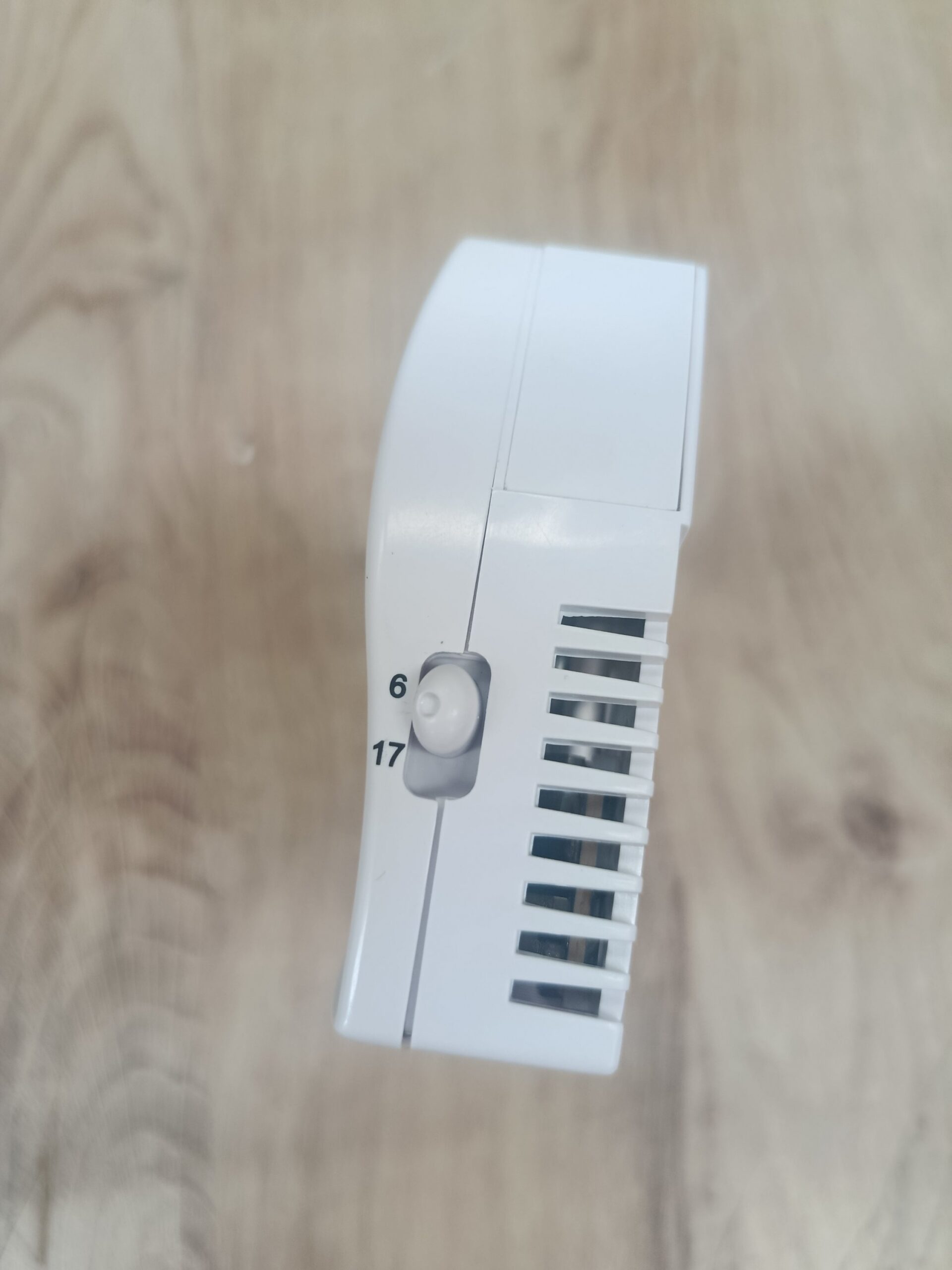 VEMER VE618500 CM100 - Termostato mural programable con interruptor para calderas - Imagen 5
