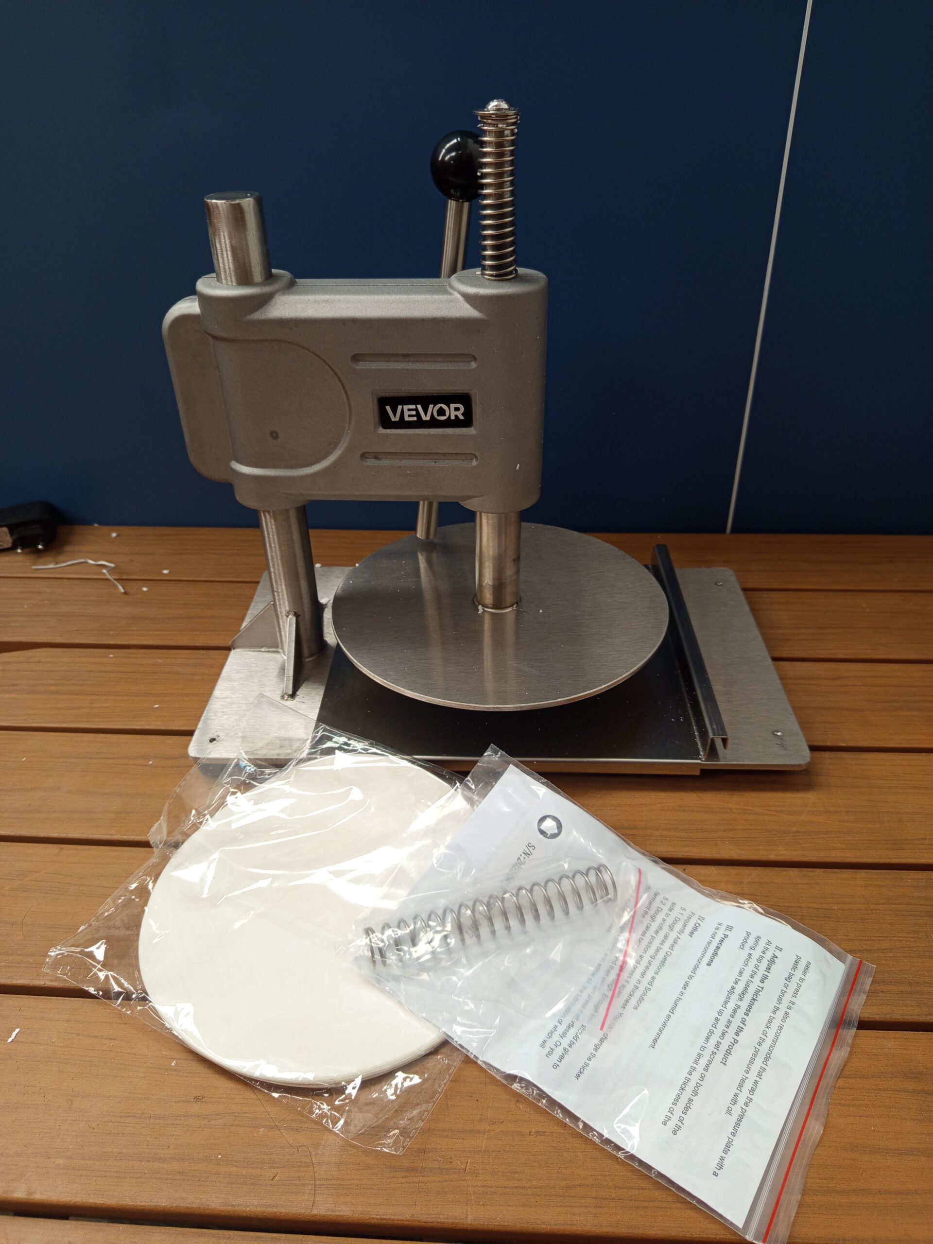VEVOR Prensa Manual para Masa de Pizza, Placa de 24 cm, - Imagen 5