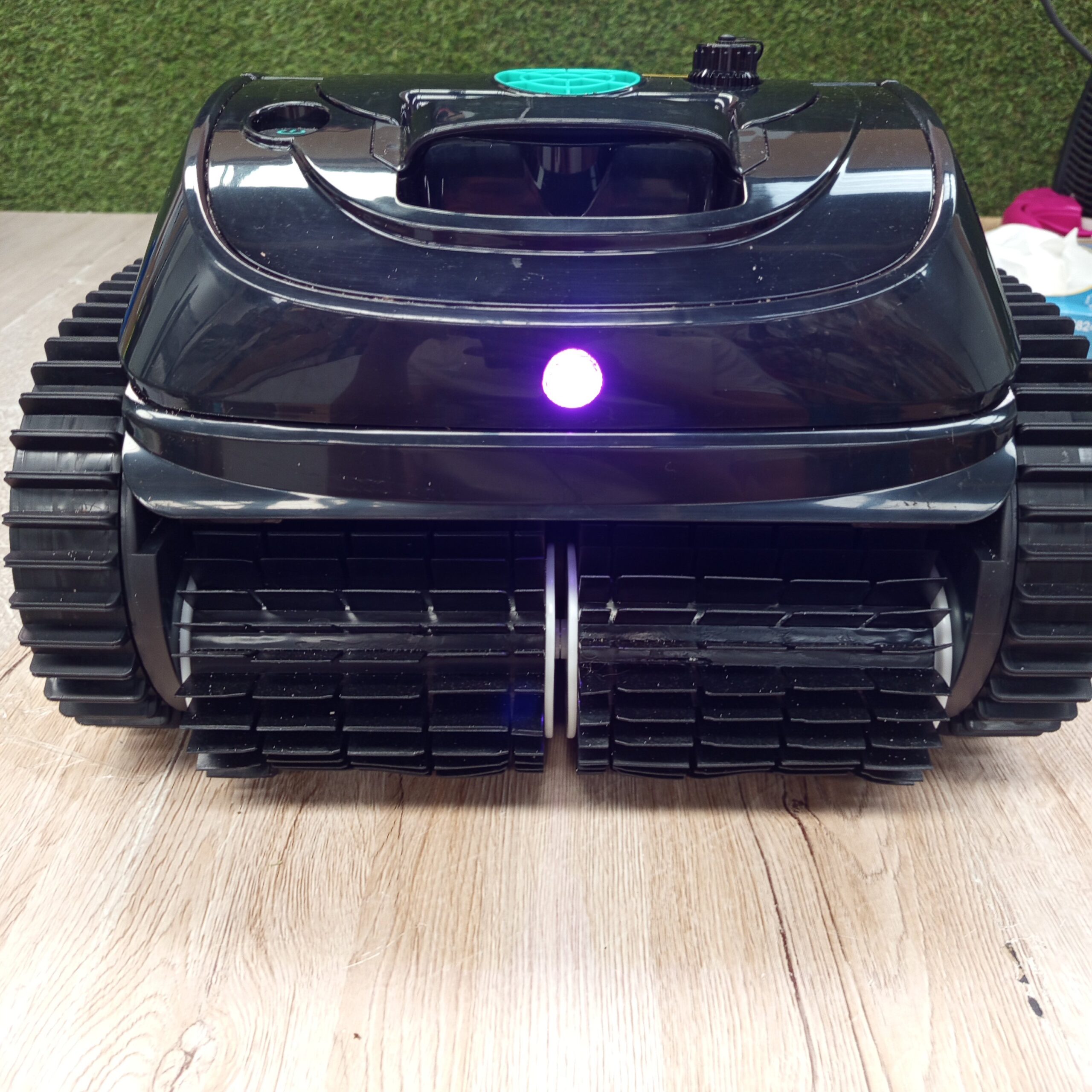 Robot Limpiafondos - C1 - WYBOT - Imagen 7