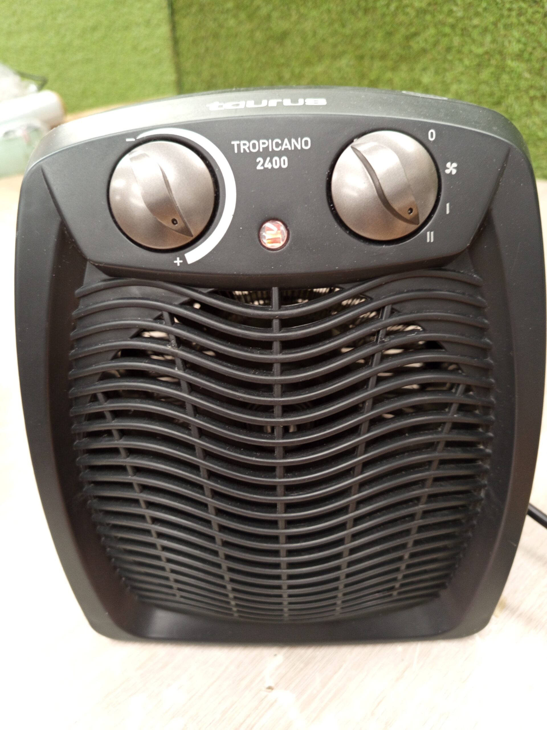 Taurus Tropicano 2400 Calefactor - Imagen 3