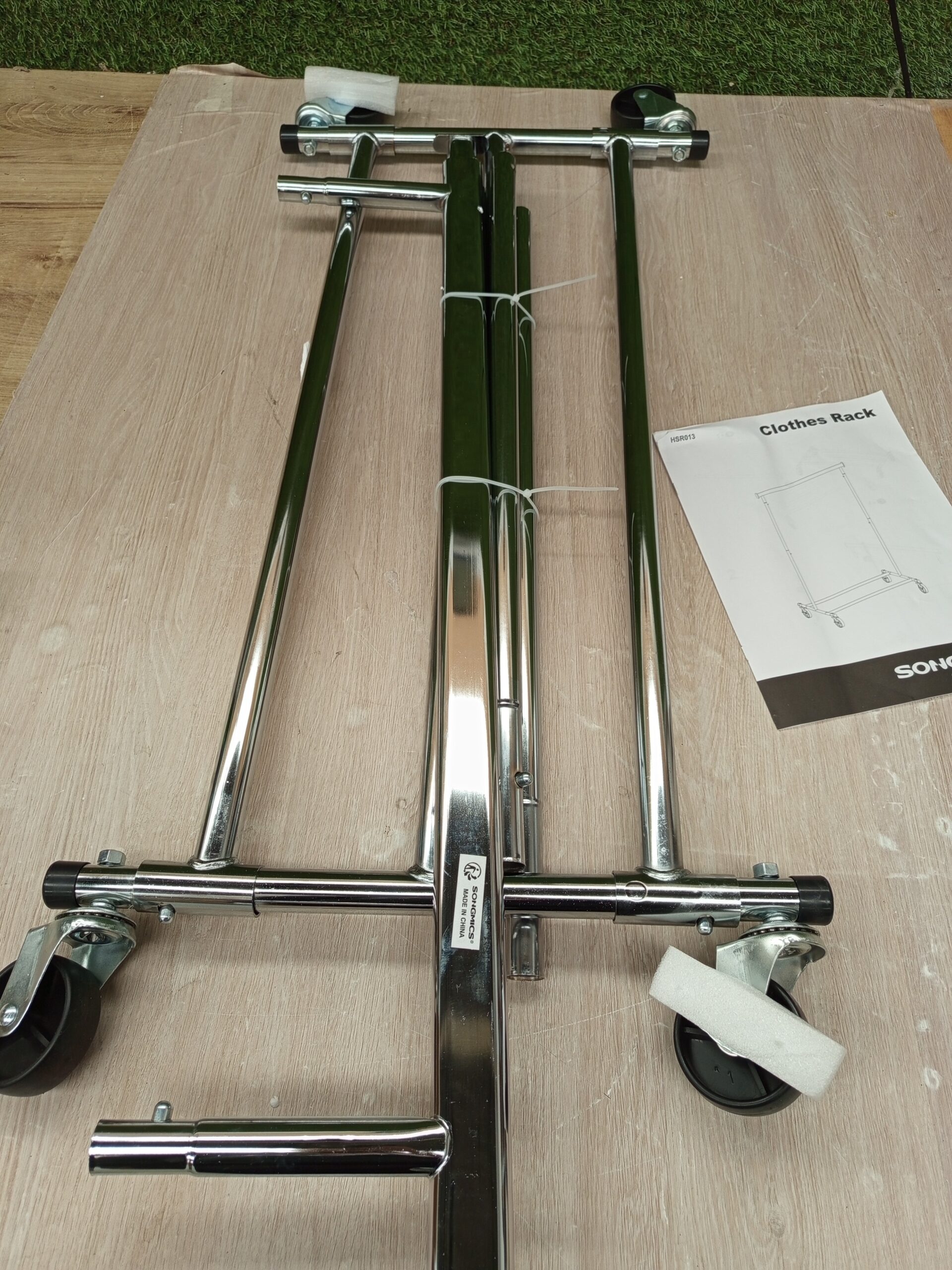 SONGMICS Burro Ropa con Ruedas HSR13S - Imagen 6