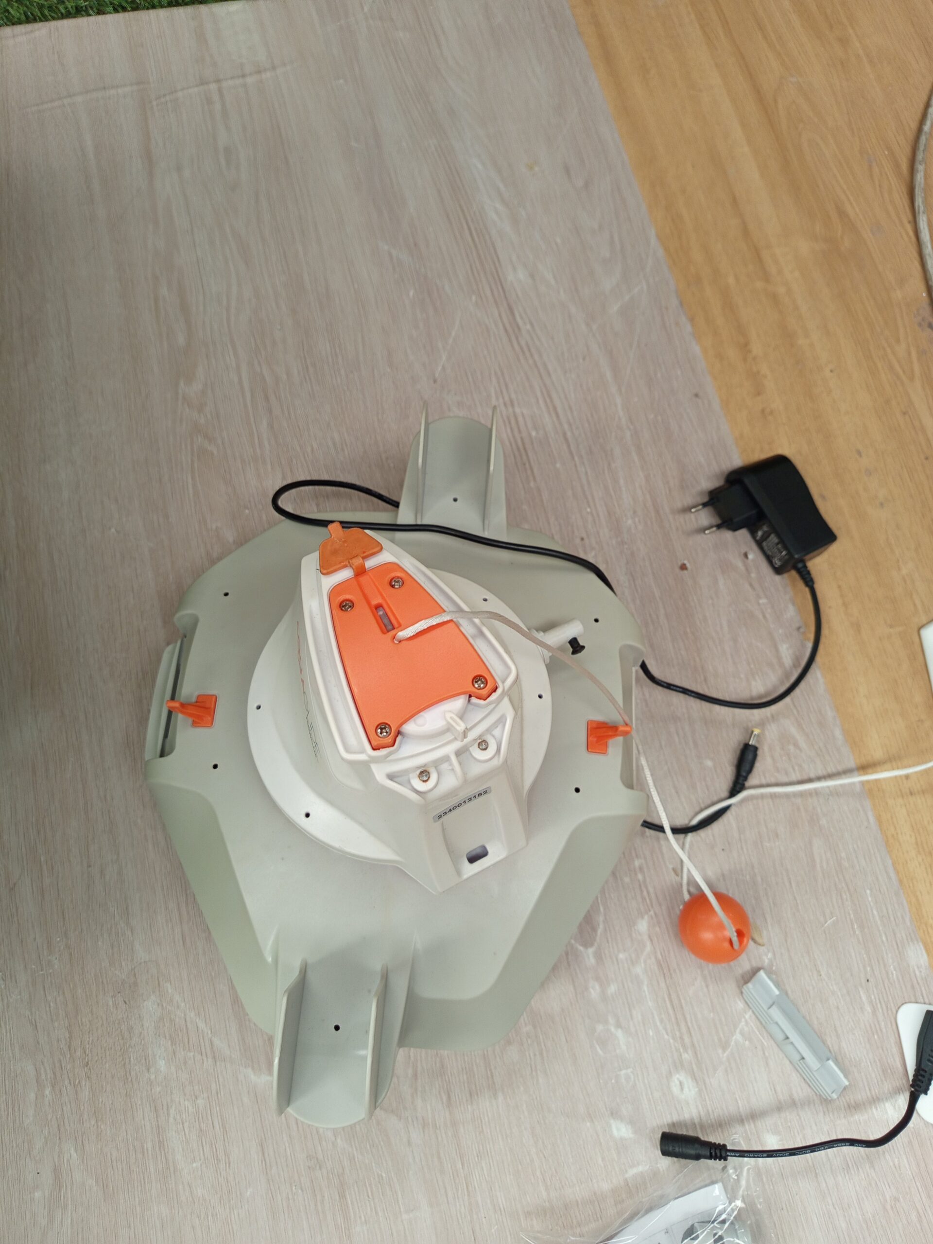 Bestway Robot Limpiafondos Piscinas - Imagen 3