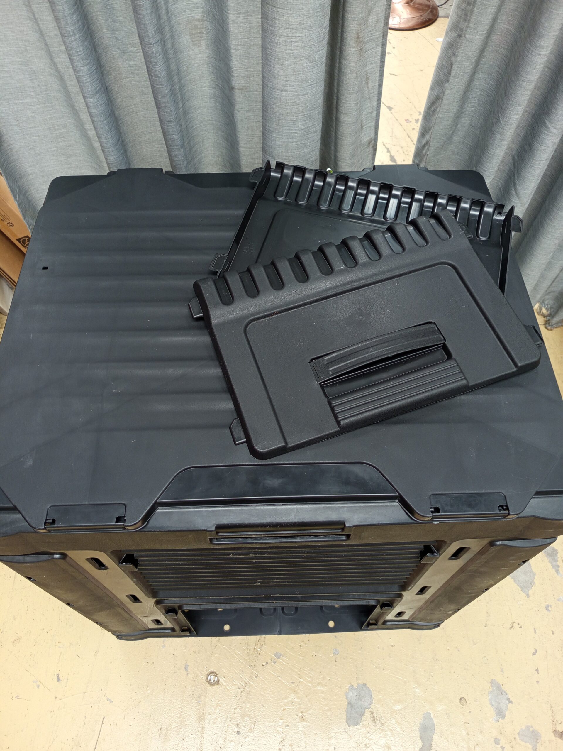 Keter Komposter mit Boden 470L - Imagen 5
