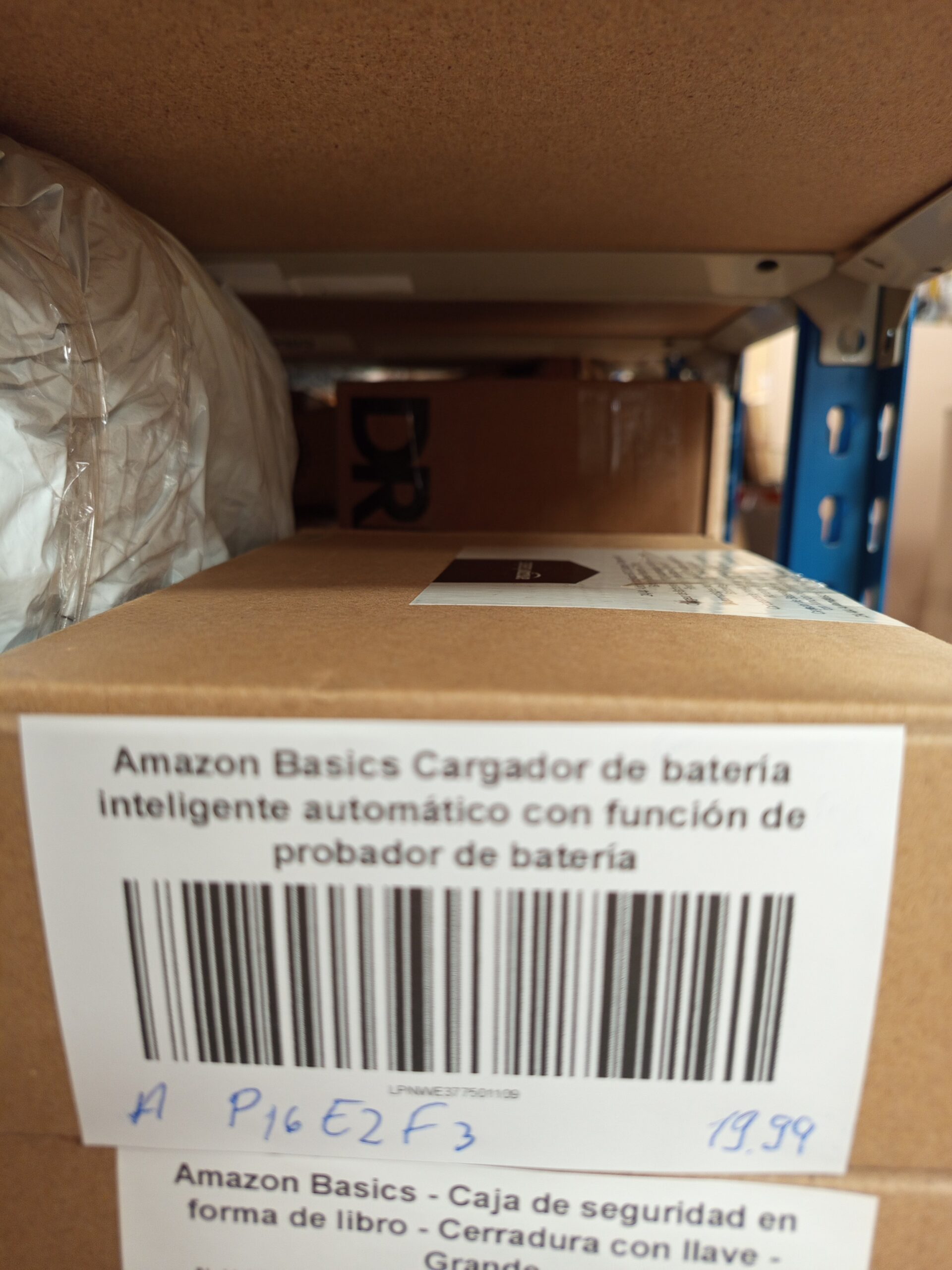 Amazon Basics Cargador de batería inteligente - Imagen 3