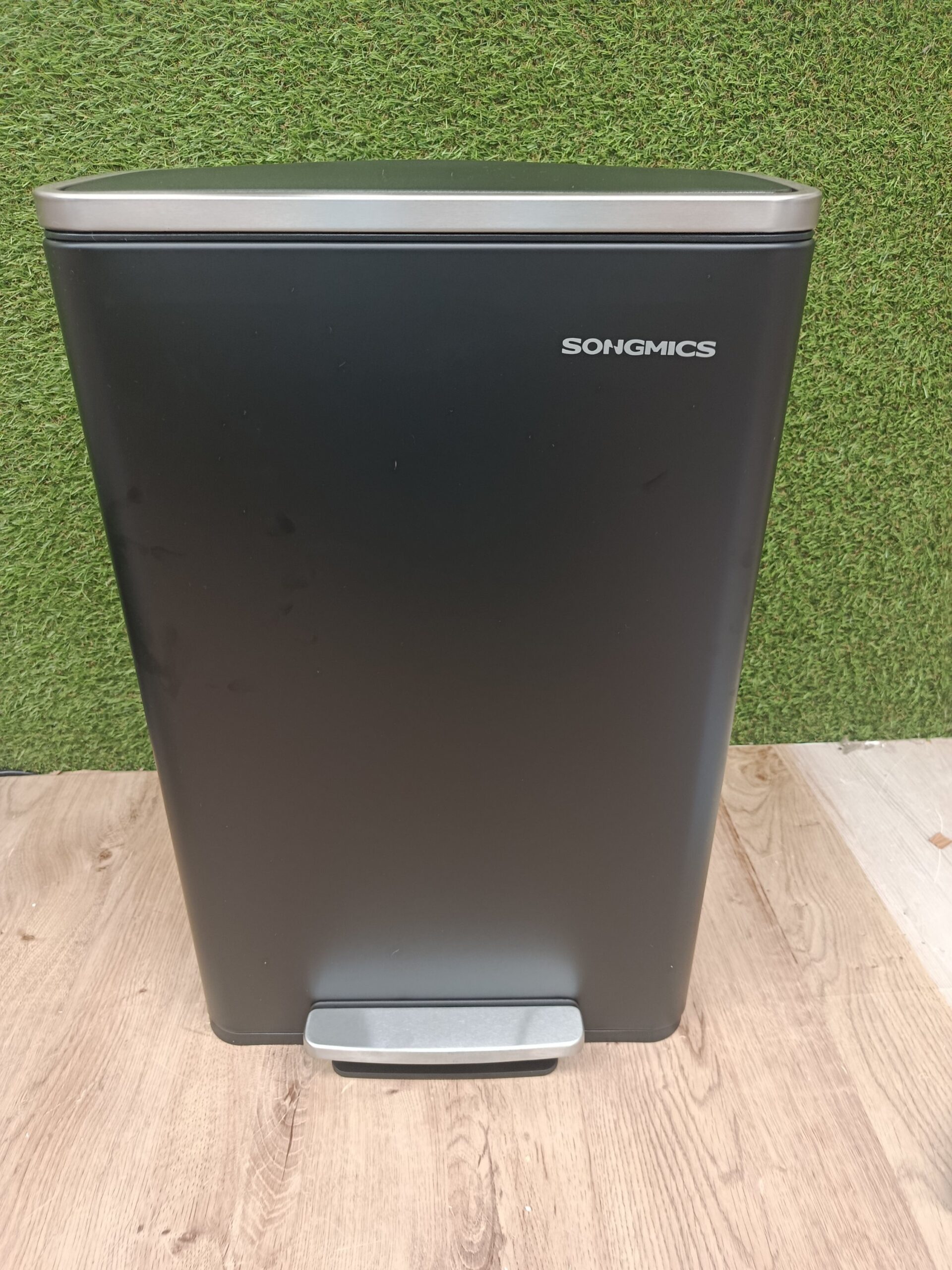Cubo de basura SONGMICS LTB595B02 de 50 litros, 15 bolsas - Imagen 3
