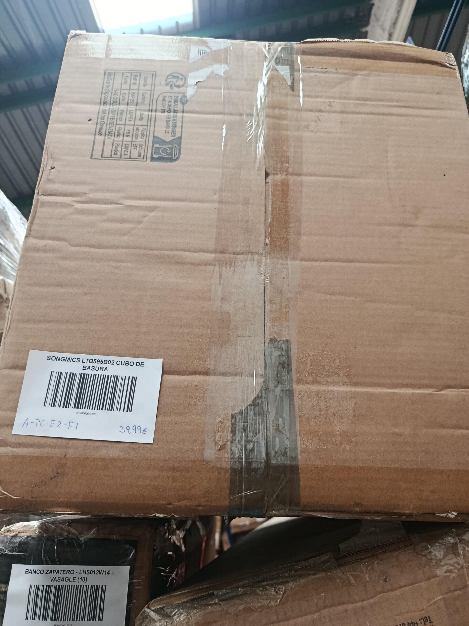 Cubo de basura SONGMICS LTB595B02 de 50 litros, 15 bolsas - Imagen 10