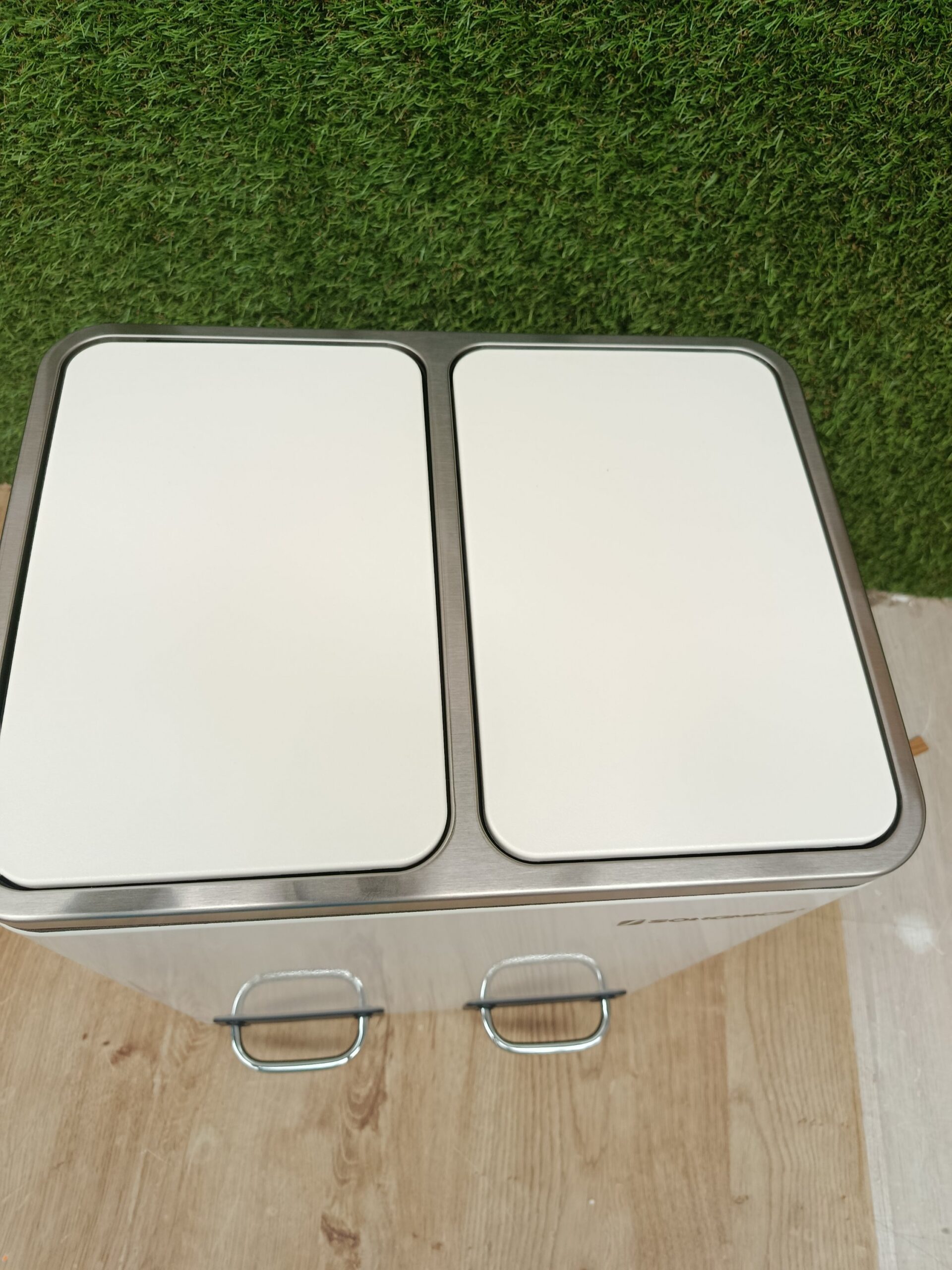 SONGMICS Cubo de Basura de Cocina, 2 x 15 L, Blanco Nube LTB30WT - Imagen 4