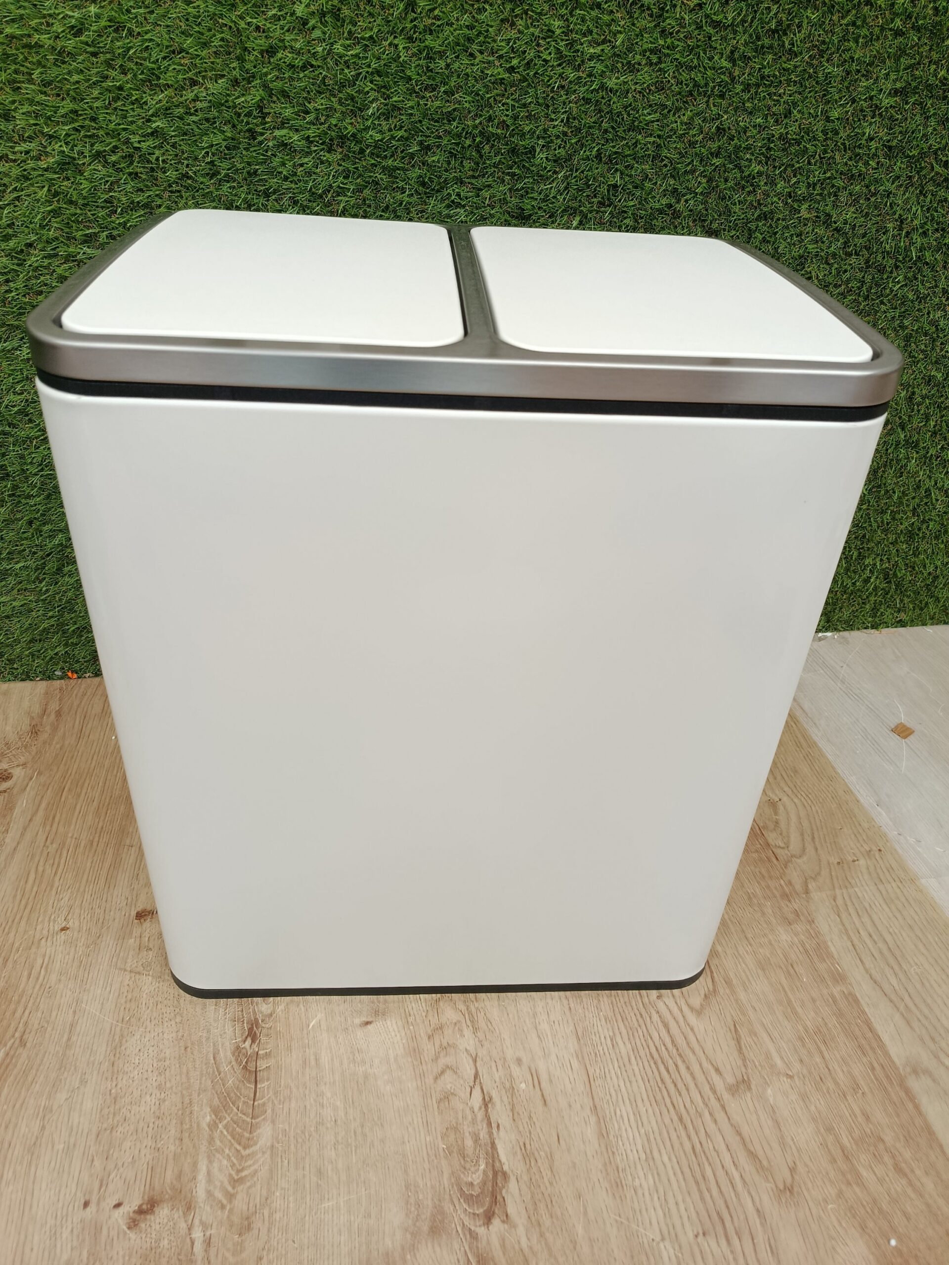 SONGMICS Cubo de Basura de Cocina, 2 x 15 L, Blanco Nube LTB30WT - Imagen 6