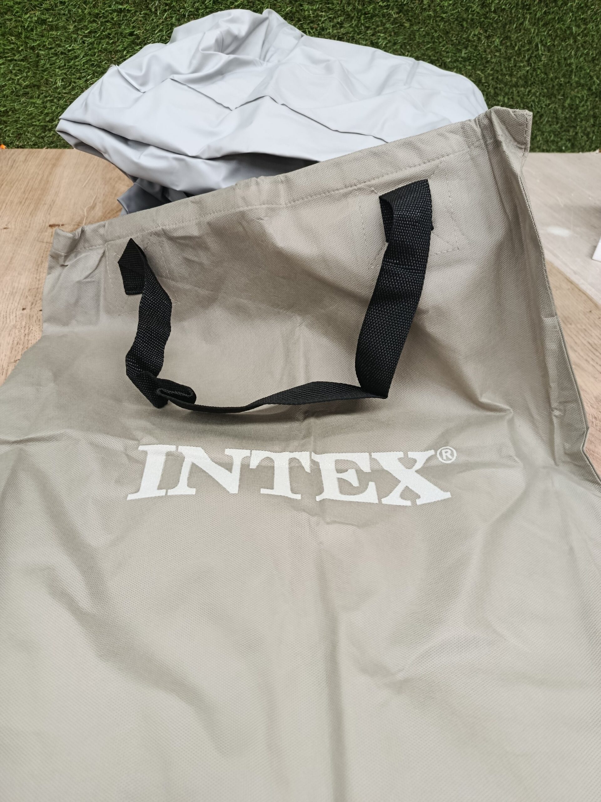 Intex 64157 Colchón Hinchable Individual, con Bomba Eléctrica USB Integrada - Imagen 7