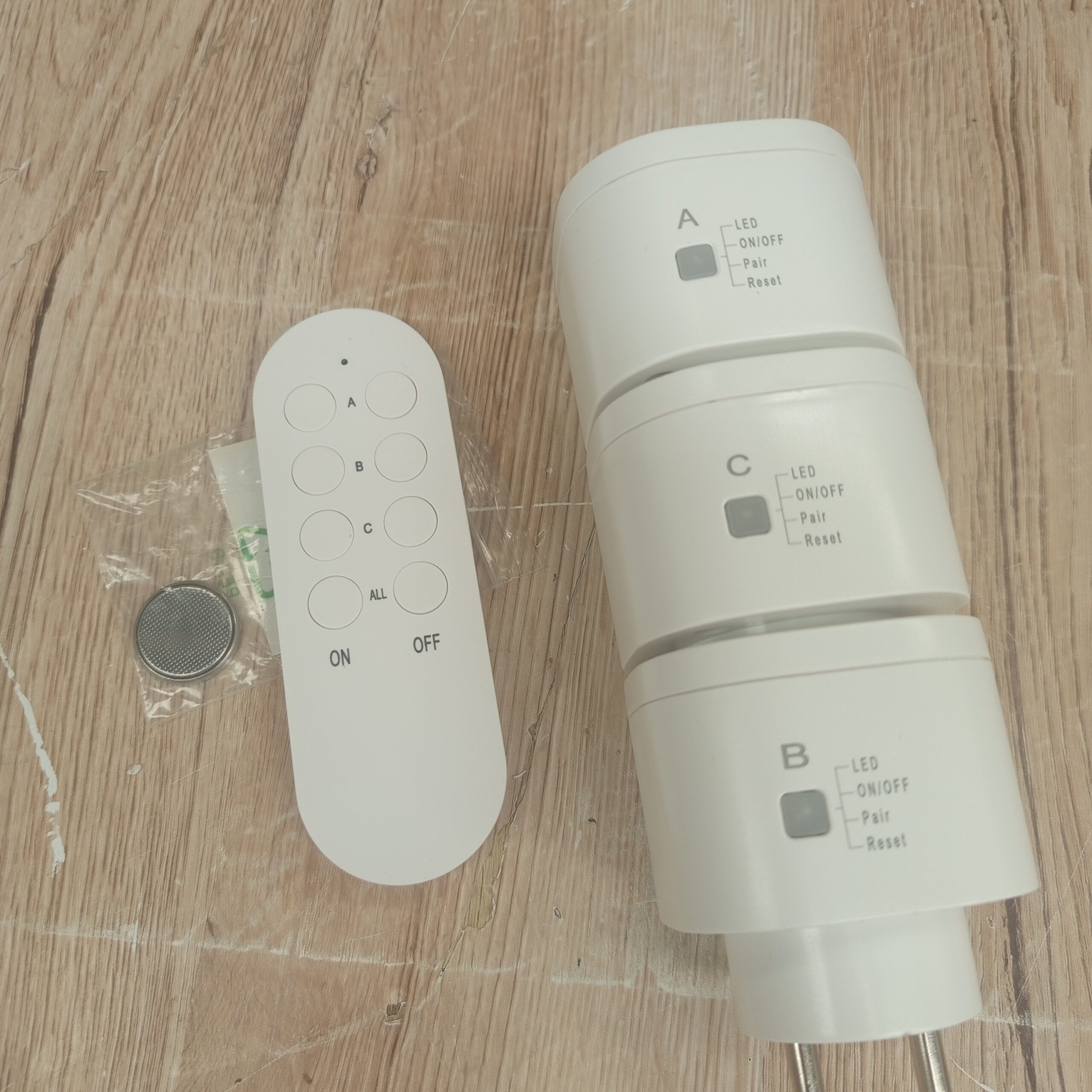 Toma de control remoto inalámbrico - SURNICE. - Imagen 7