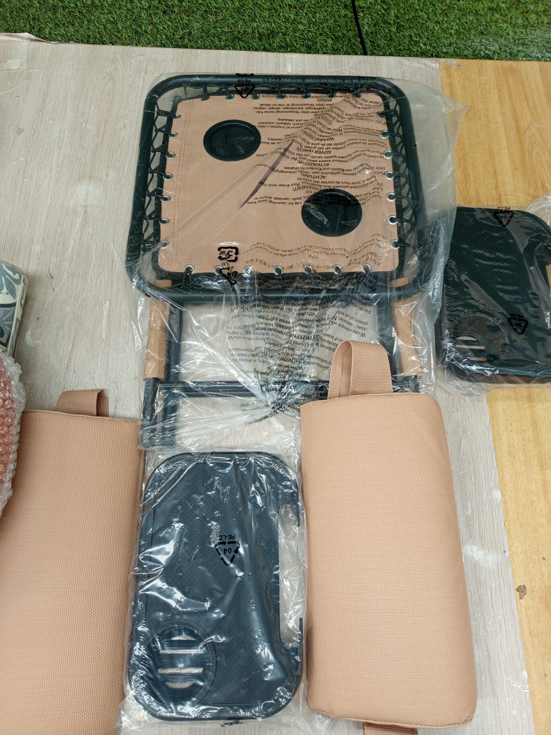 Amazon Basics sillas con gravedad cero y mesa - Imagen 4