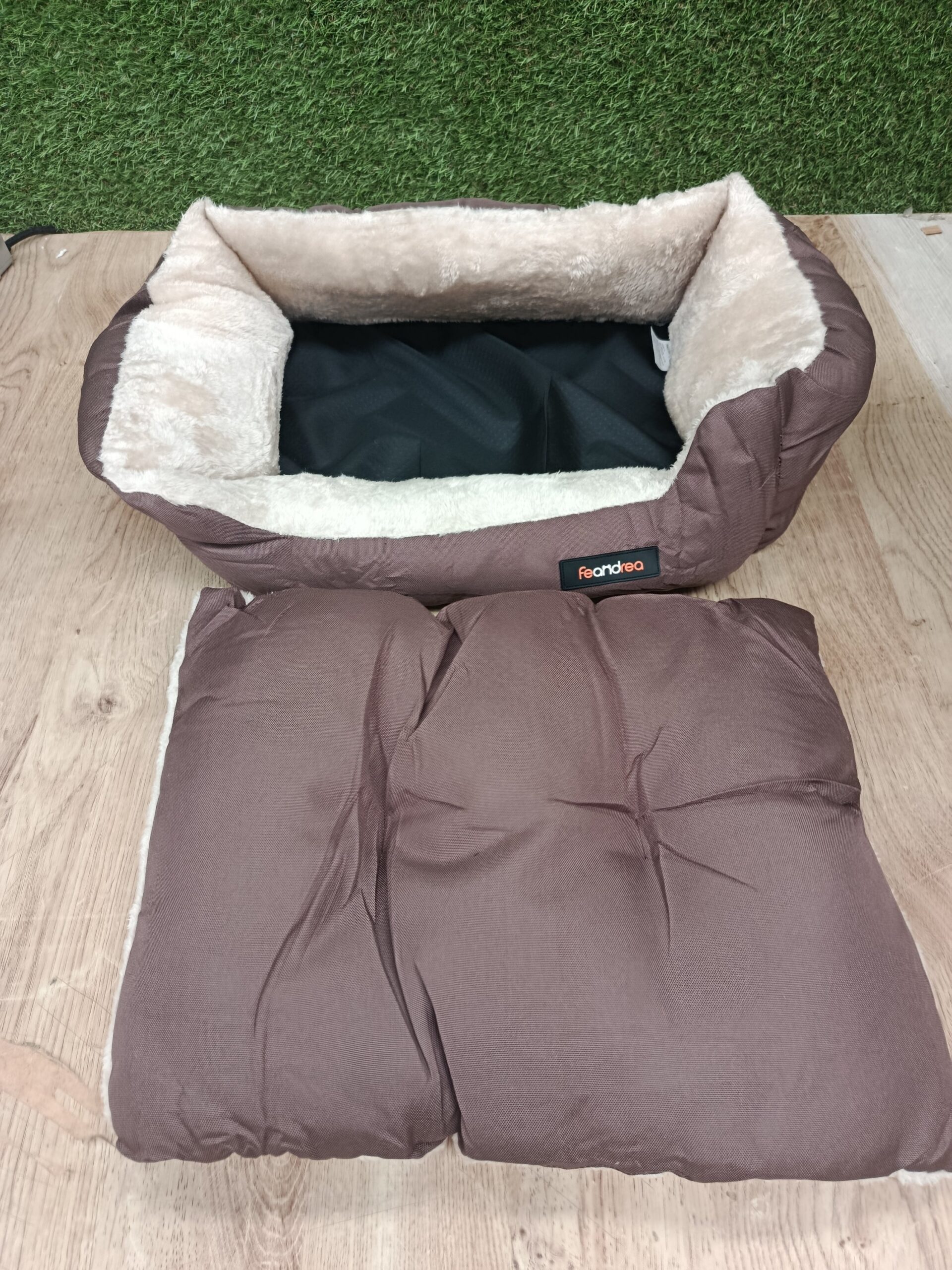 CAMA PARA MASCOTA - Imagen 9