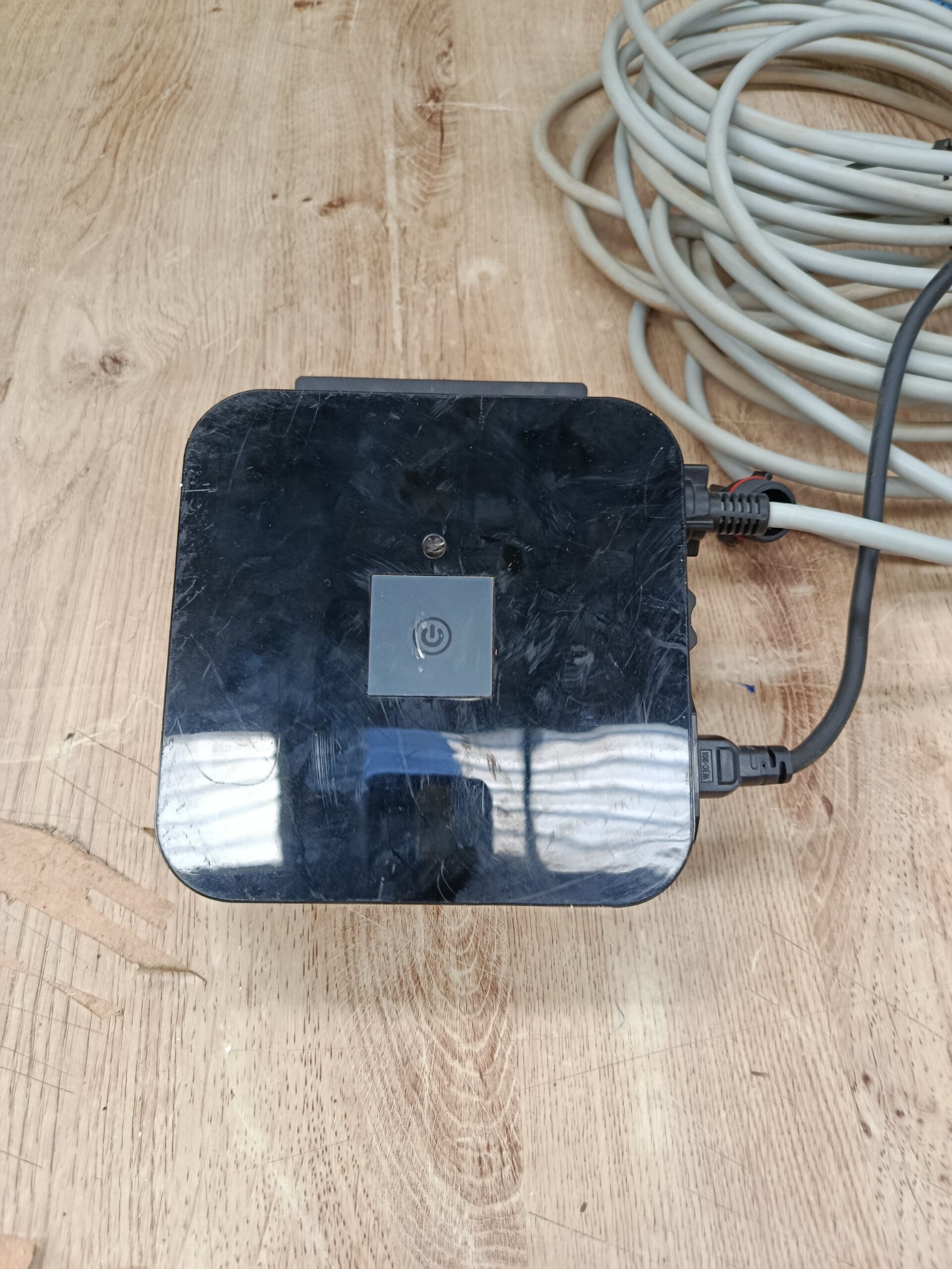 ROBOT DE LIMPIEZA DE FONDOS Y PAREDES DE PISCINA - Imagen 14