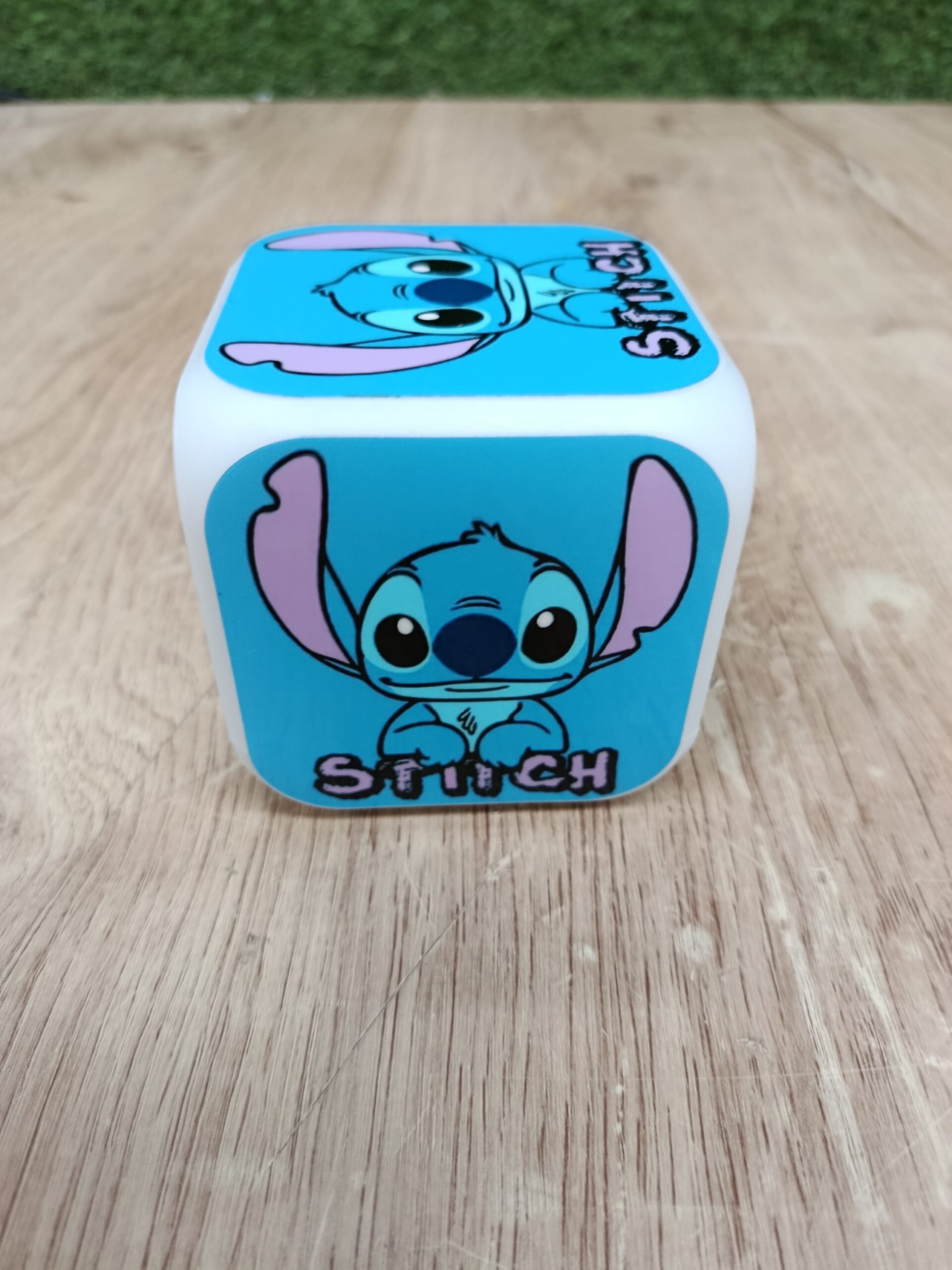 DESPERTADOR DIGITAL STITCH, CON LUZ - Imagen 2
