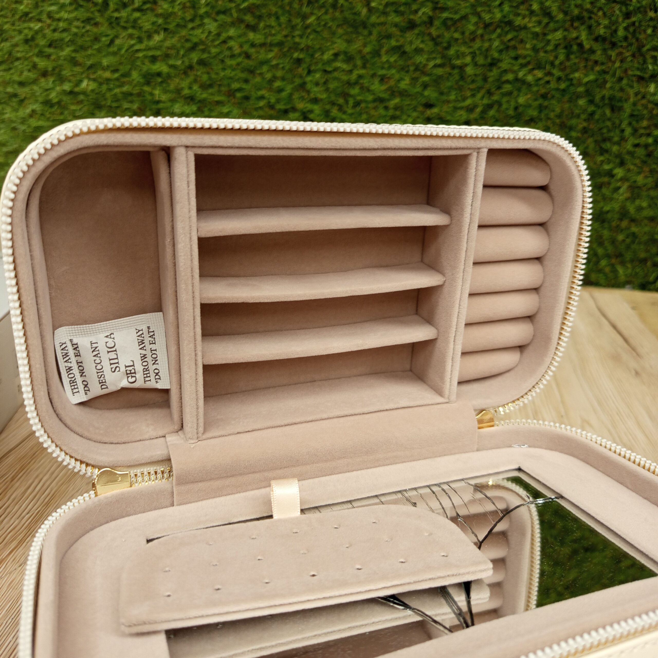 Bolsa de Maquillaje - JKA026W01 - SONGMICS - Imagen 4