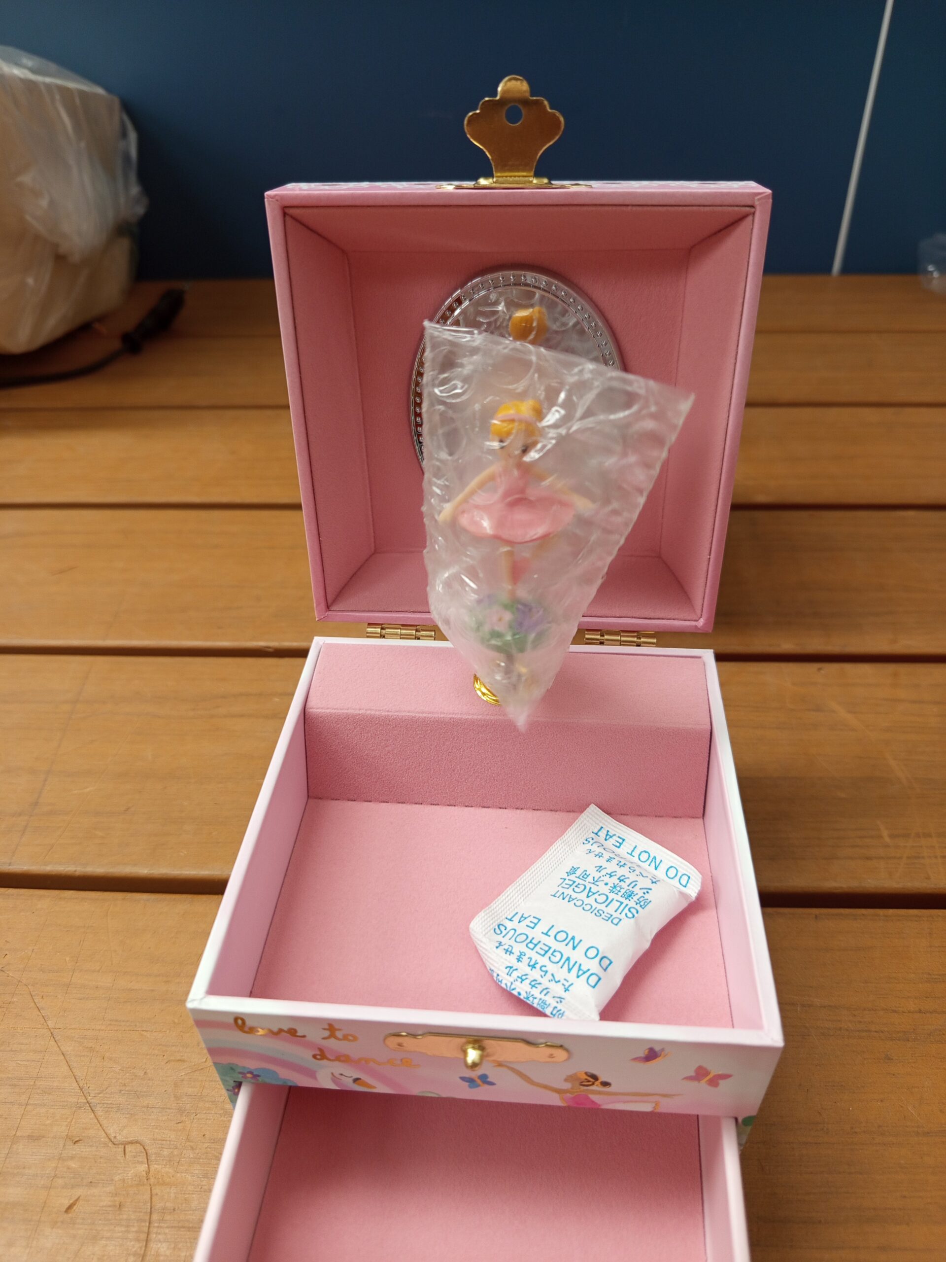 JewelKeeper es el diseñador líder de joyeros musicales para niñas. - Imagen 4