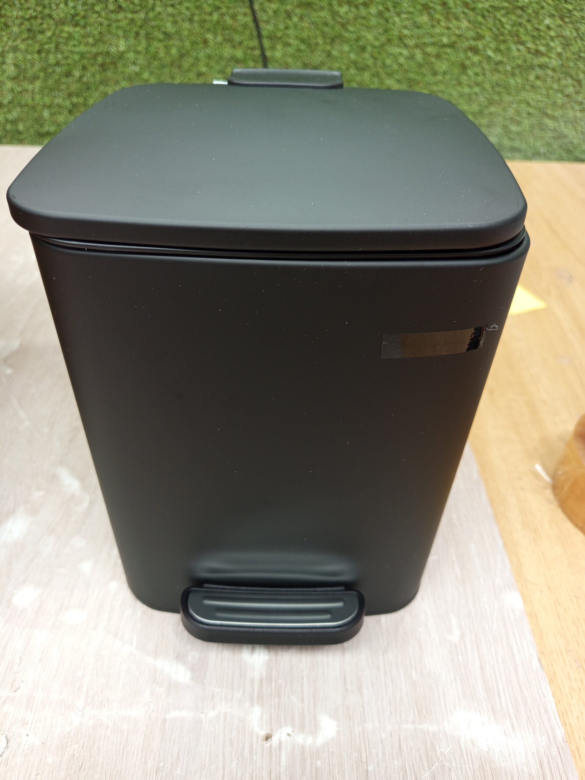 SONGMICS 6 L Cubo Basura Compacta, LTB590B0602 - Imagen 3