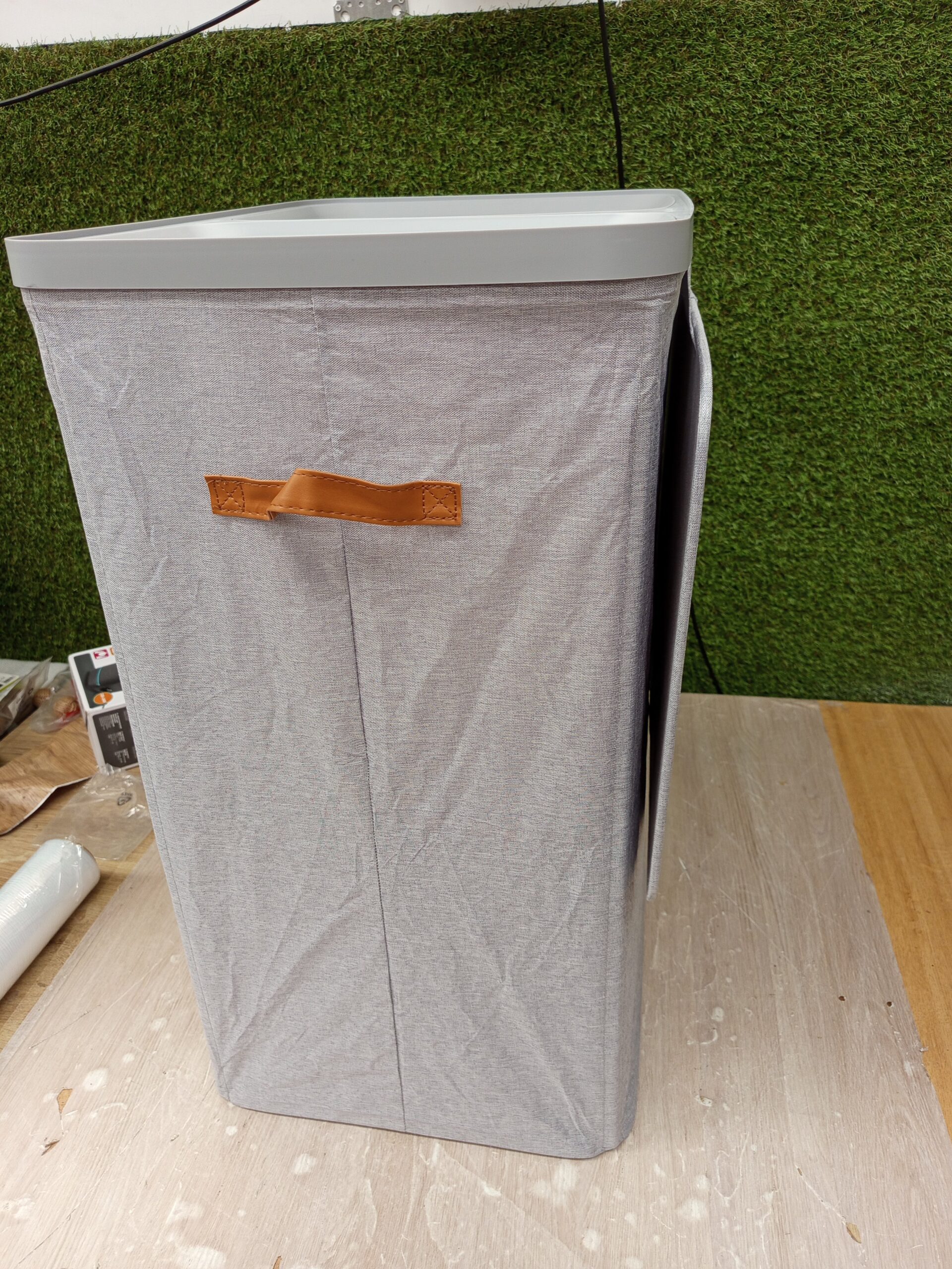 Cesto de ropa Songmics de tela con tapa LCB813G01 - Imagen 4