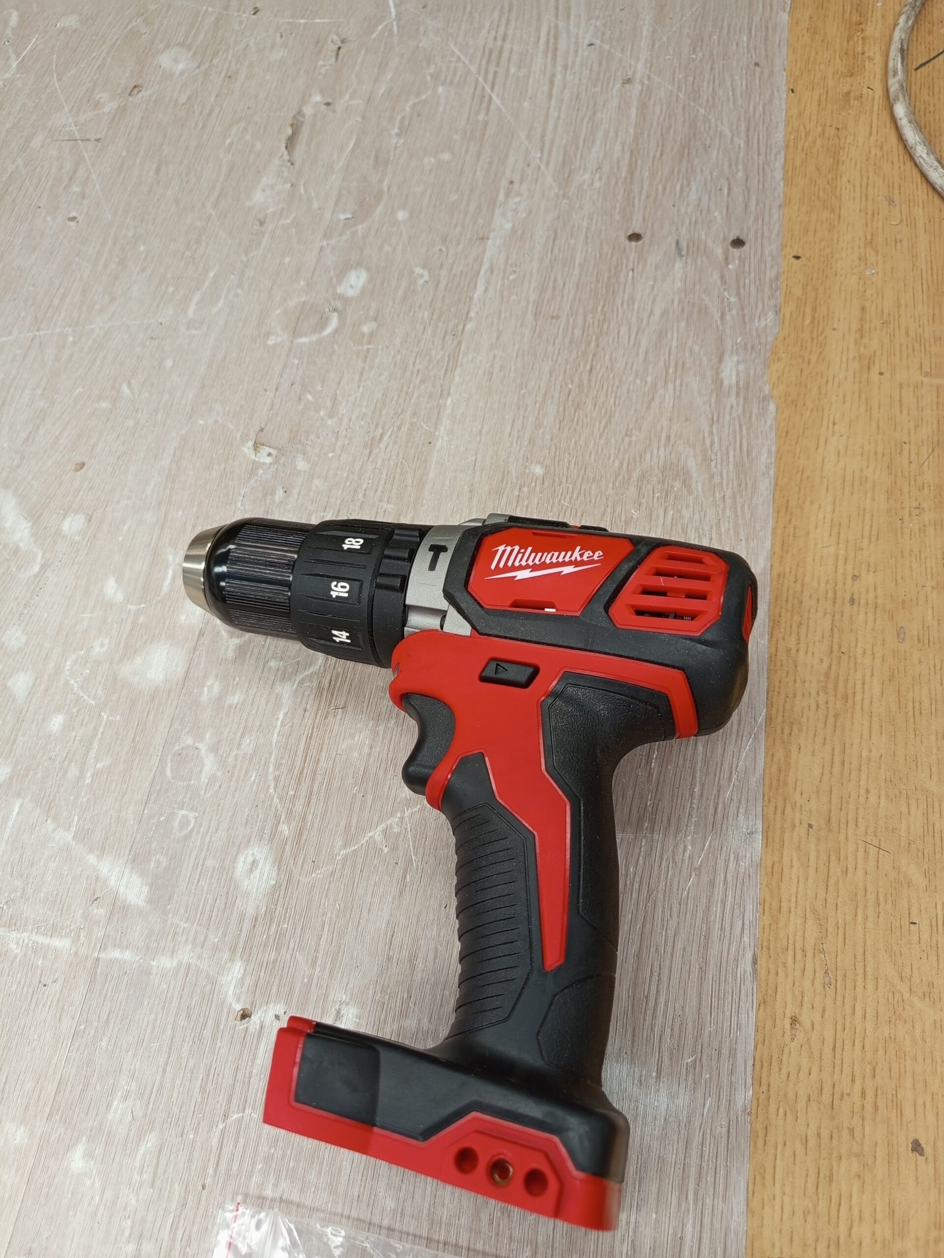 Milwaukee M18FPD2-0 18V M18 Li-Ion - Imagen 6