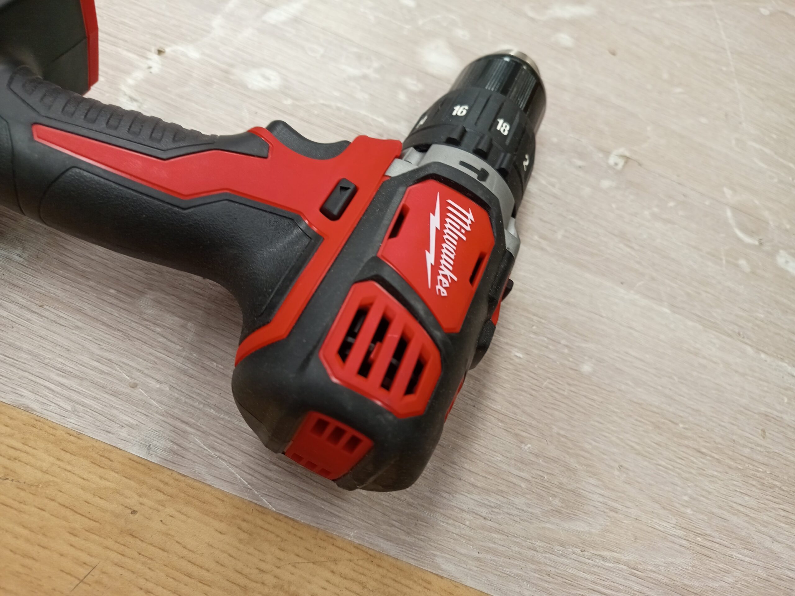 Milwaukee M18FPD2-0 18V M18 Li-Ion - Imagen 3