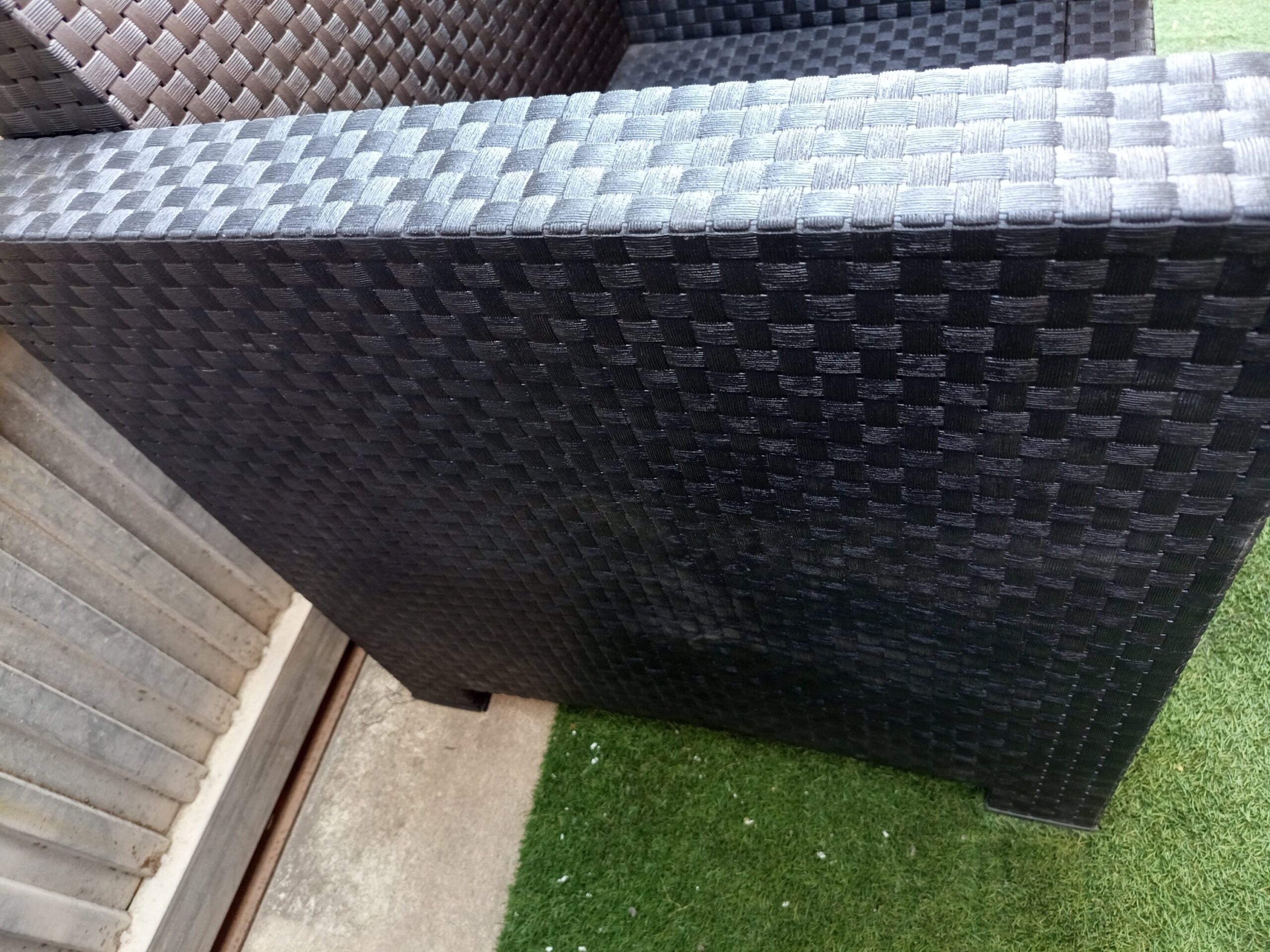 Conjunto de Muebles de Jardín de Plástico Reciclado. - Imagen 4