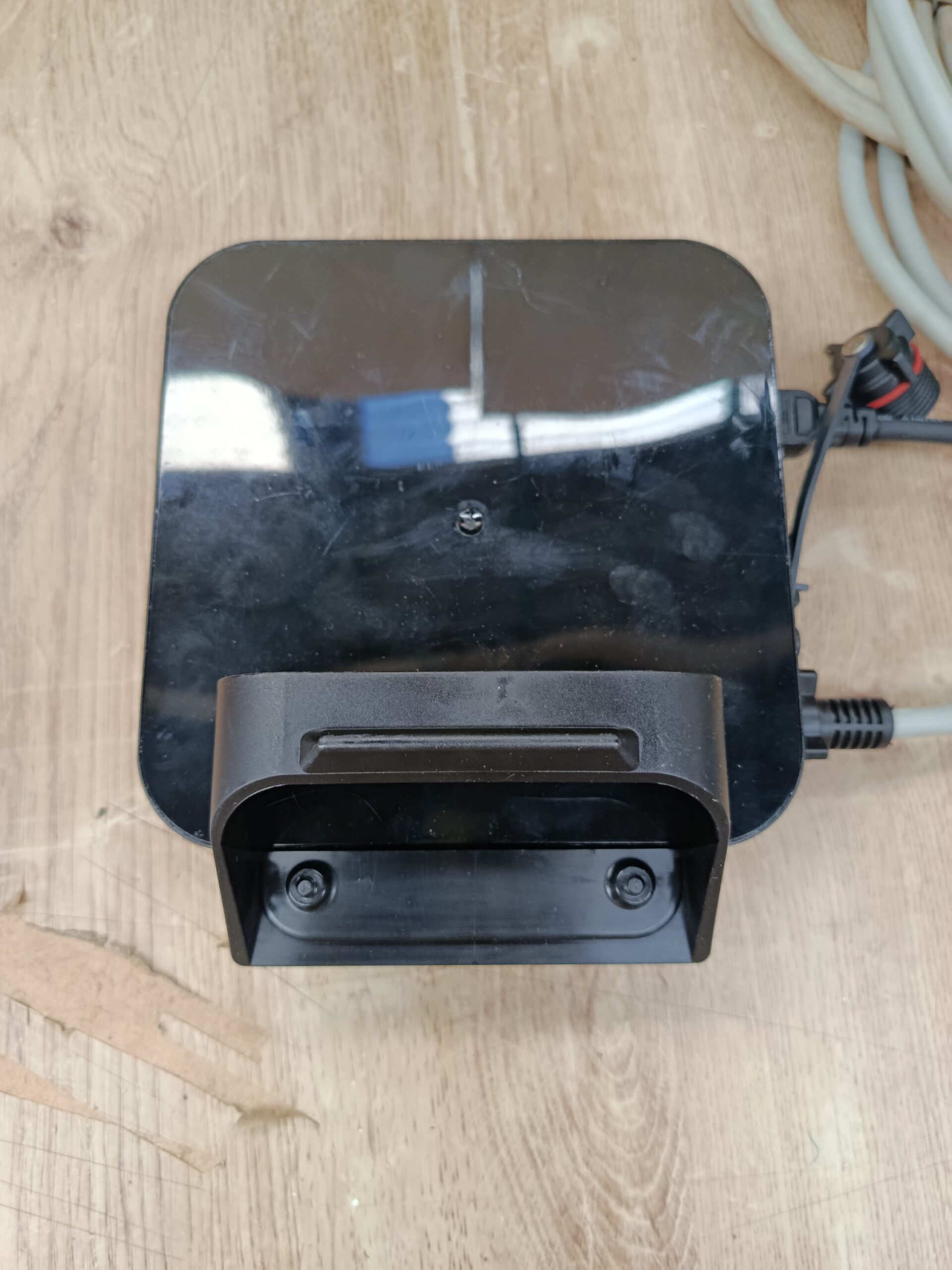 ROBOT DE LIMPIEZA DE FONDOS Y PAREDES DE PISCINA - Imagen 10